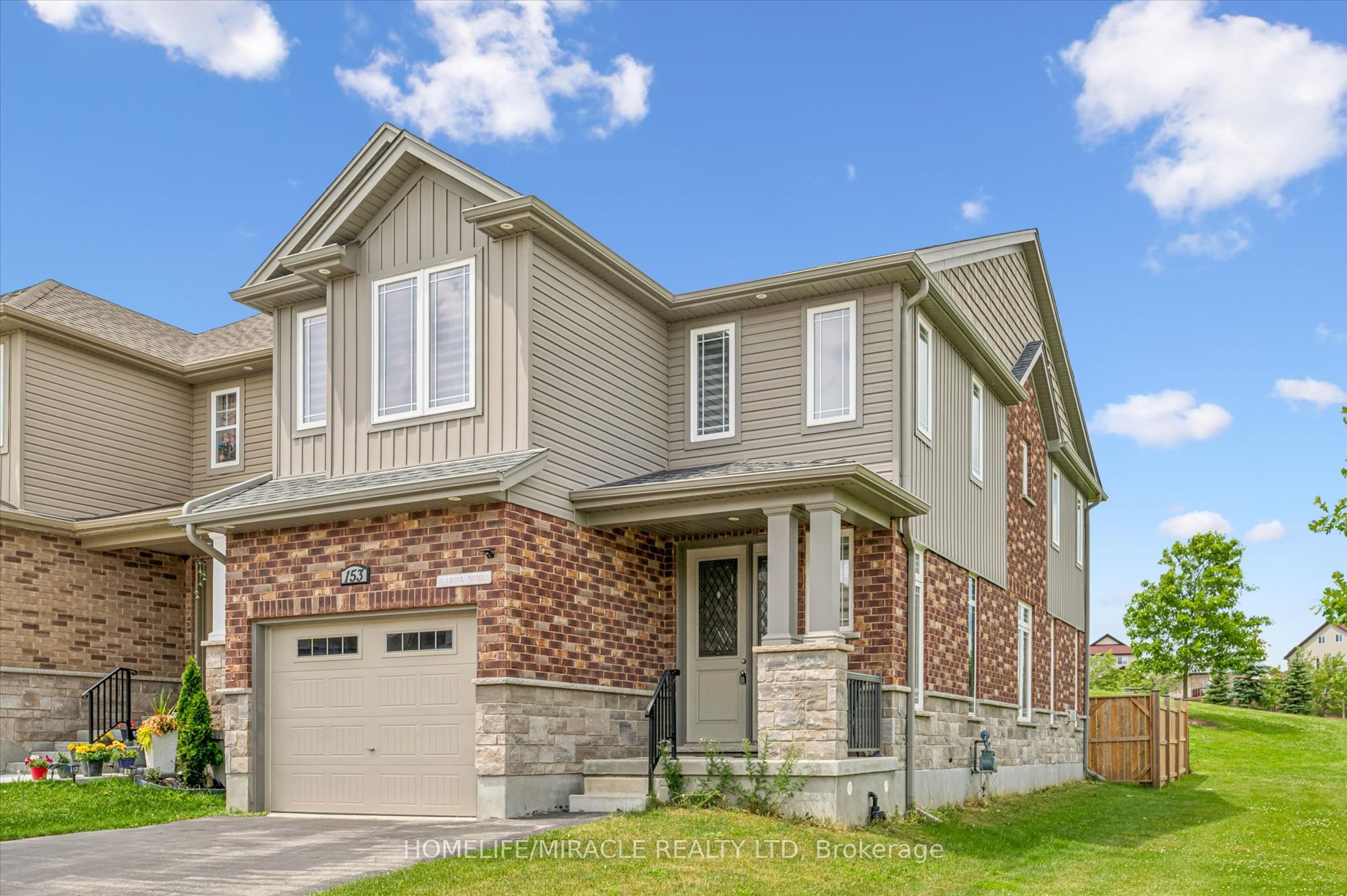 153 Rivertrail Avenue, Kitchener, ON N2A 0K1 photo 2