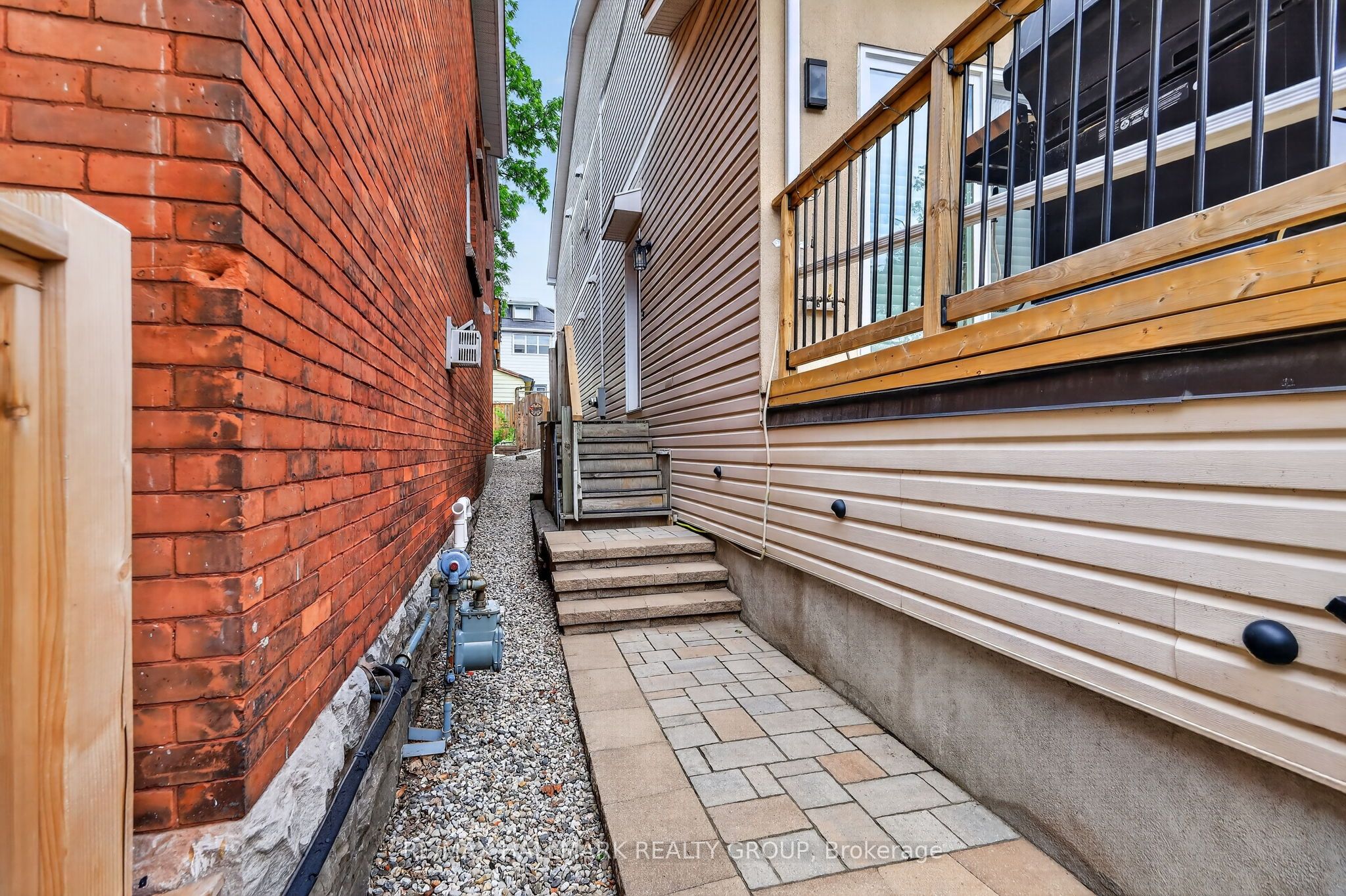 303B James Street, Ottawa Centre, ON K1R 5M8 photo 2