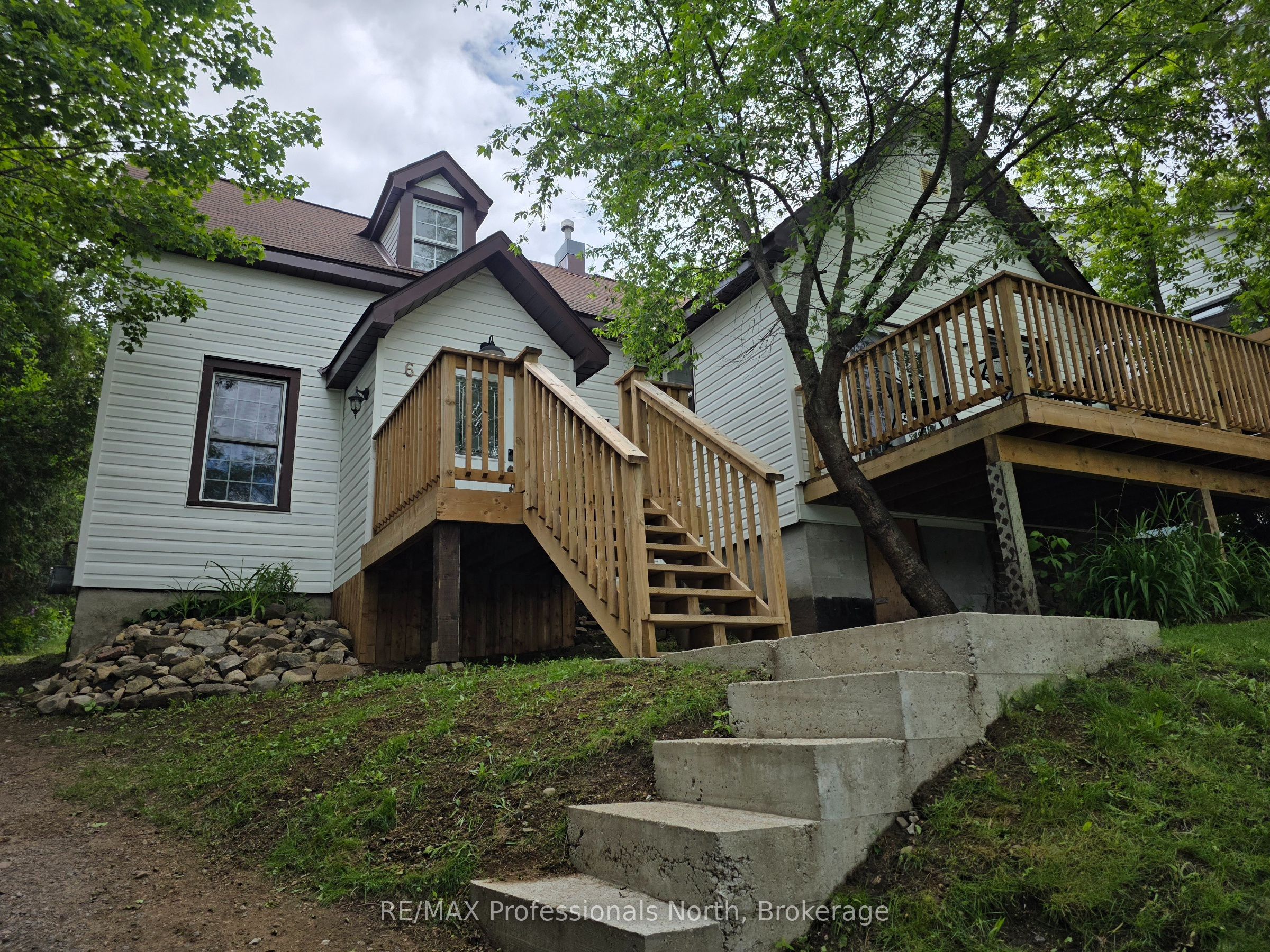 6 DUFFERIN Street N, Huntsville, ON P1H 1X3 photo 5