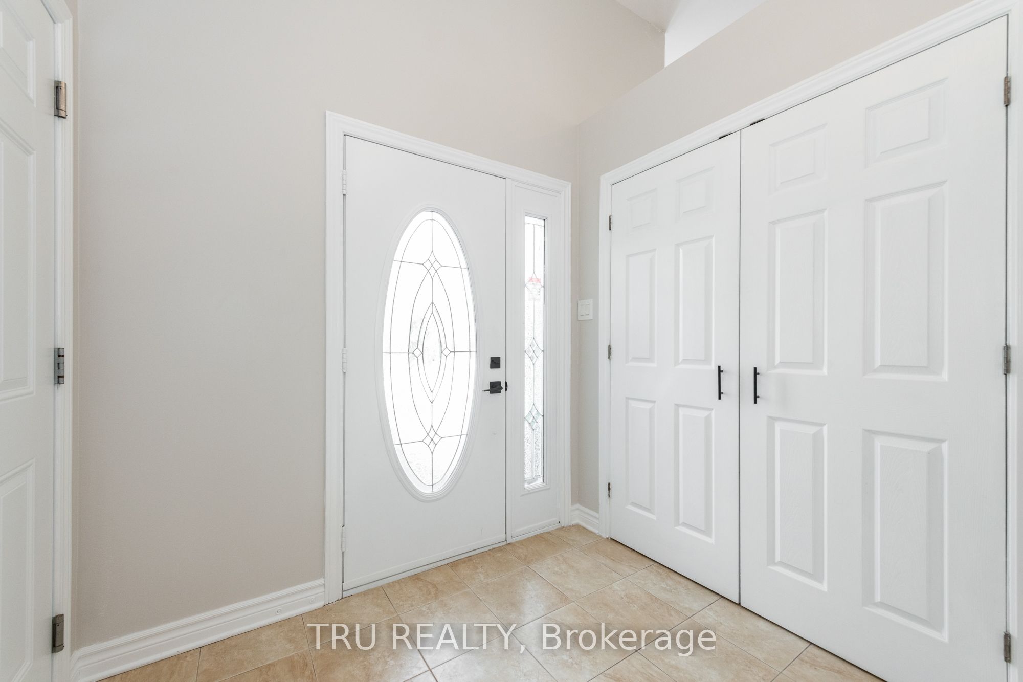 52 South Indian Drive, The Nation, ON K0A 2M0 photo 3