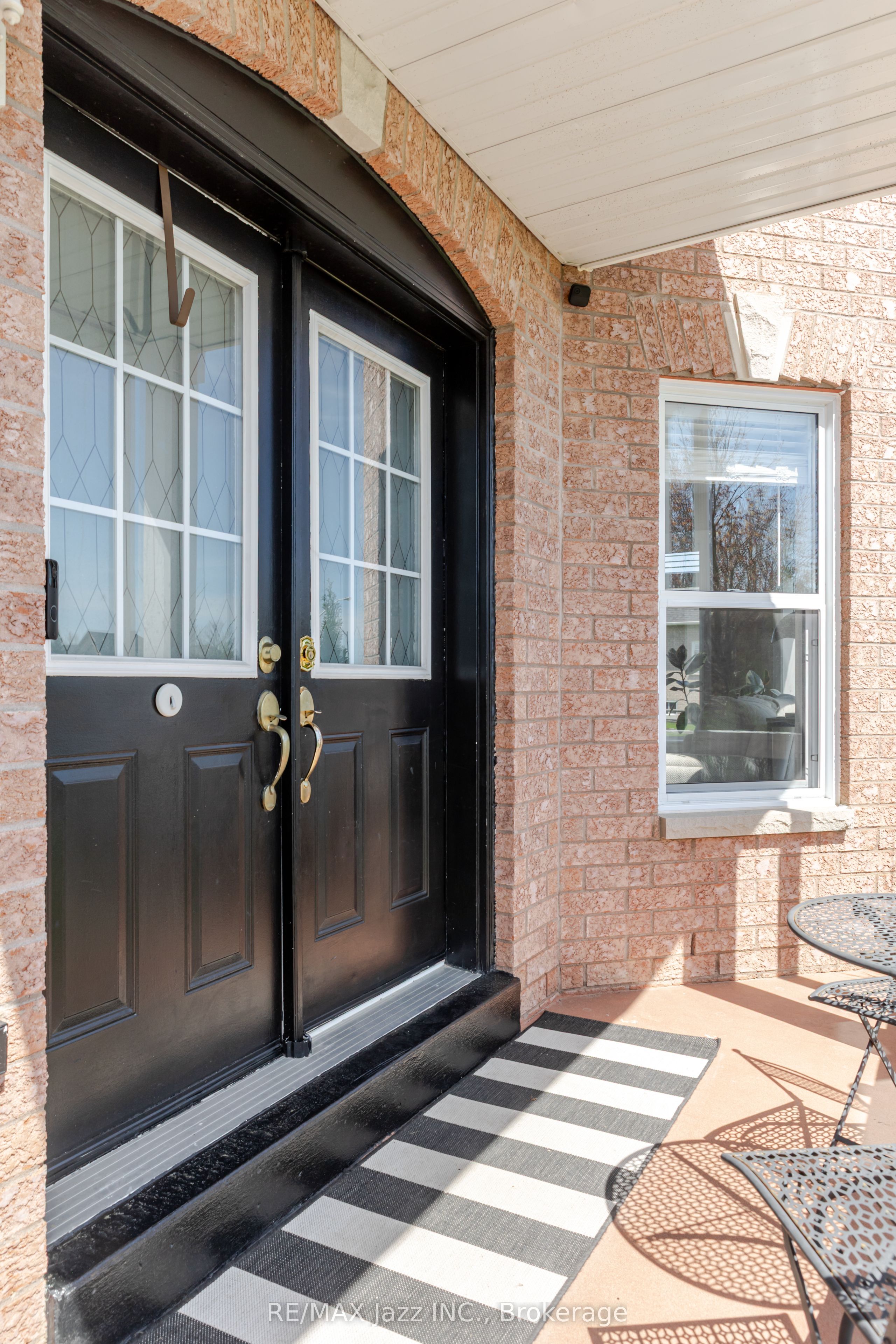 29 Songbird Crescent, Kawartha Lakes, ON K9V 4R4 photo 3
