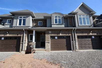 95 PINOT Crescent, Hamilton, ON L8E 0J9