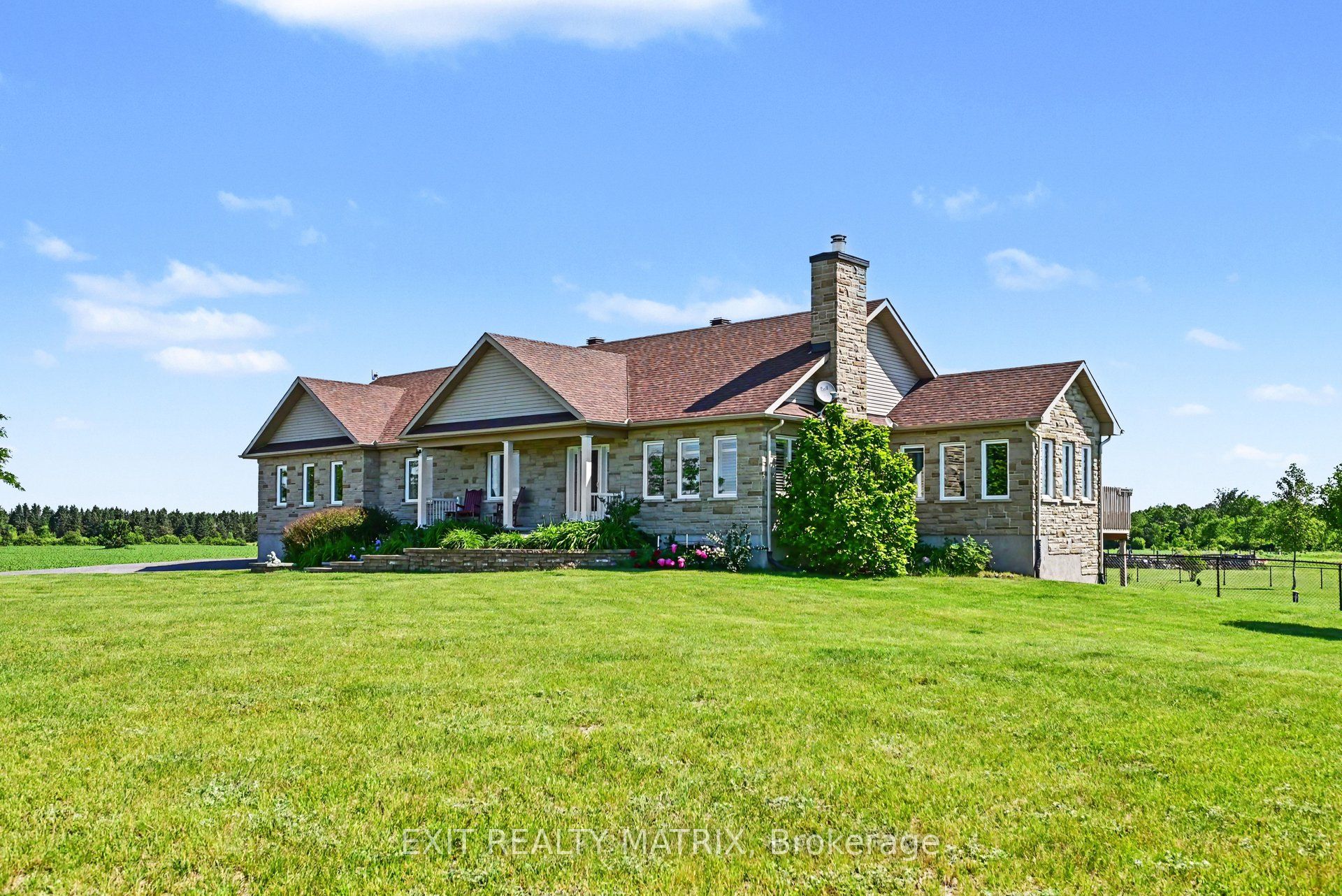 3139 Birchgrove Road, Orleans - Cumberland and Area, ON K4C 1E5 photo 3