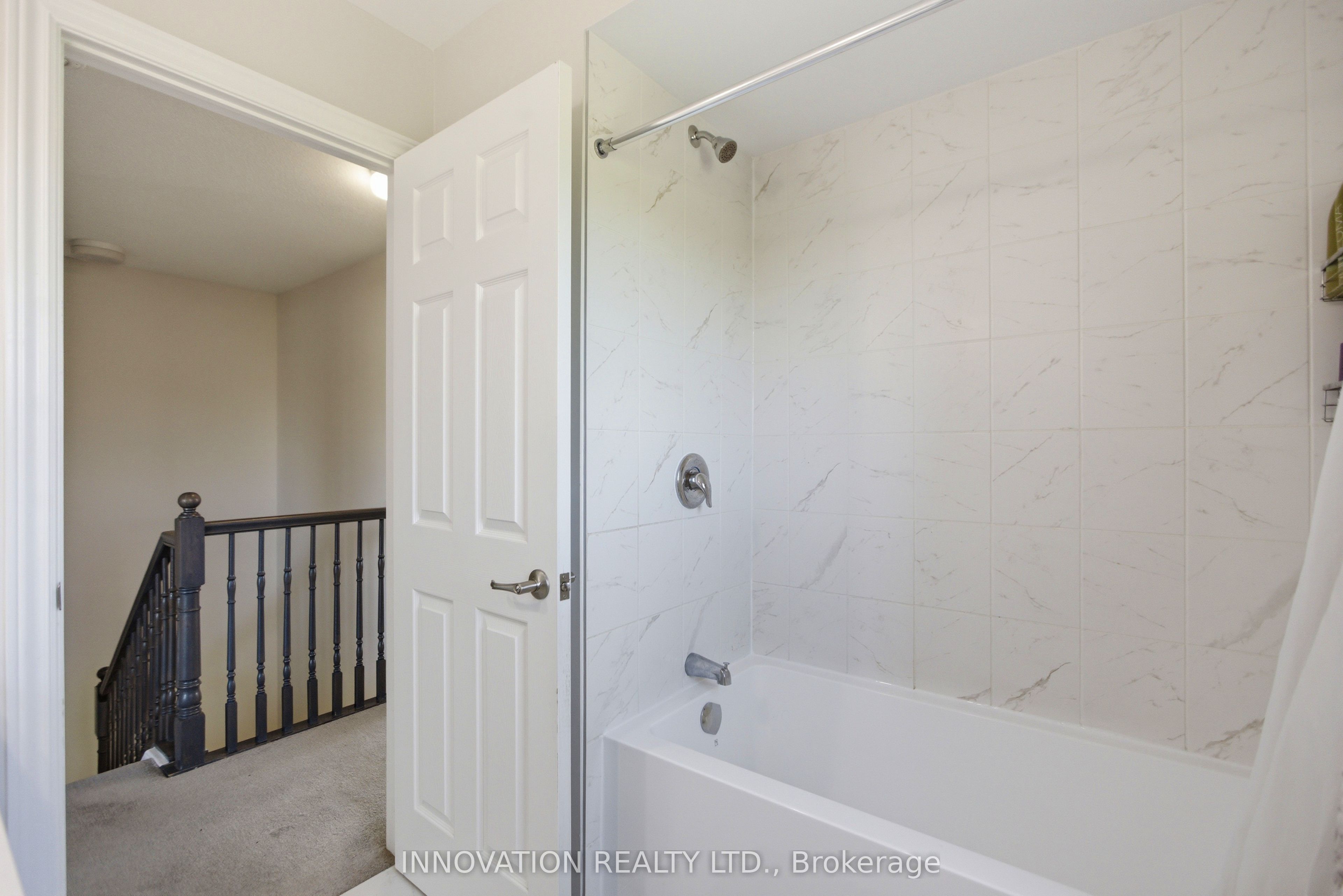 120 Kyanite Lane, Barrhaven, ON K2J 7B5 photo 4