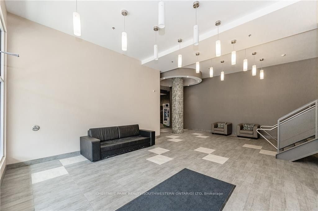 280 Lester Street 505, Waterloo, ON N2L 0G2 photo 5
