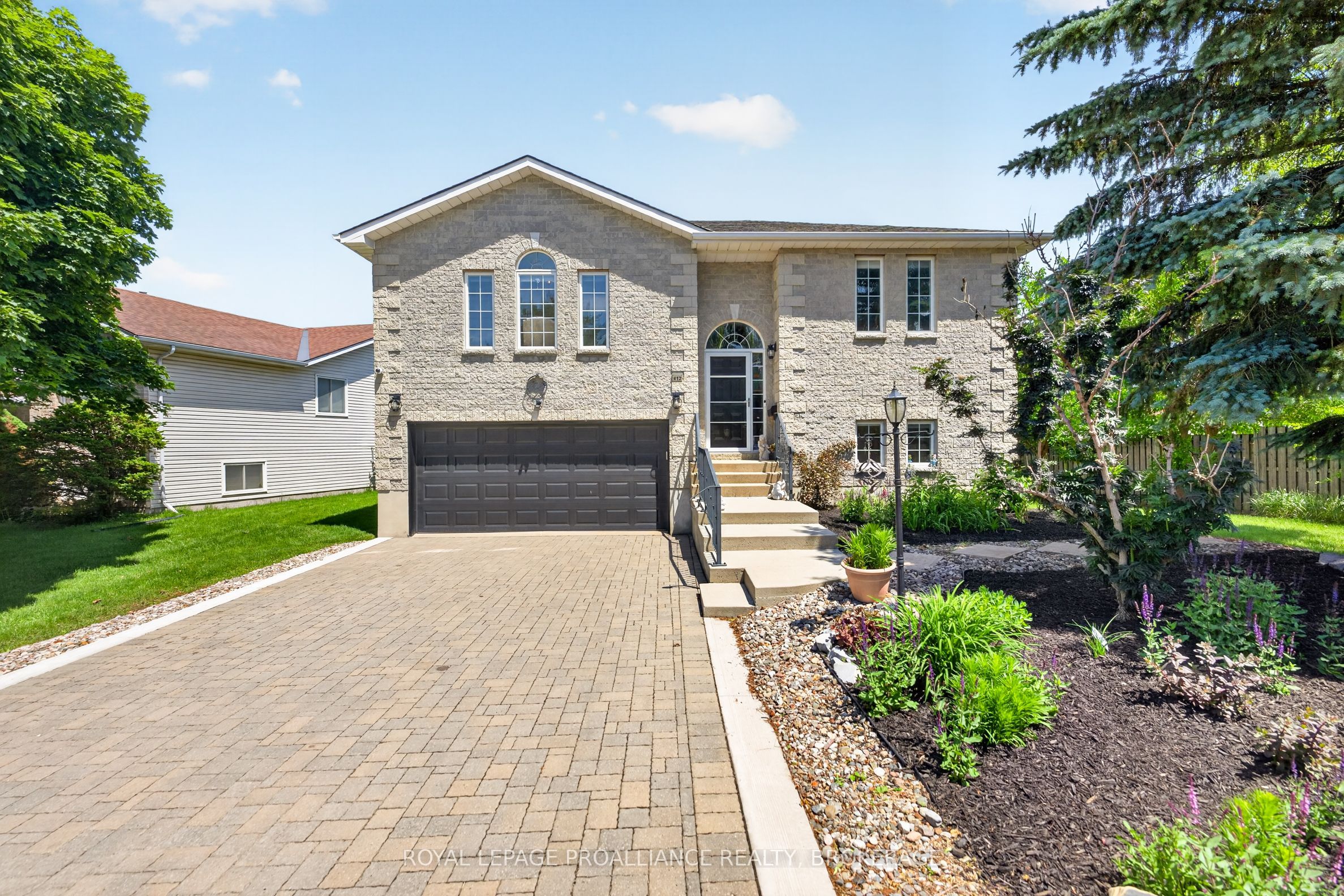412 Malabar Drive, Kingston, ON K7M 8Z5