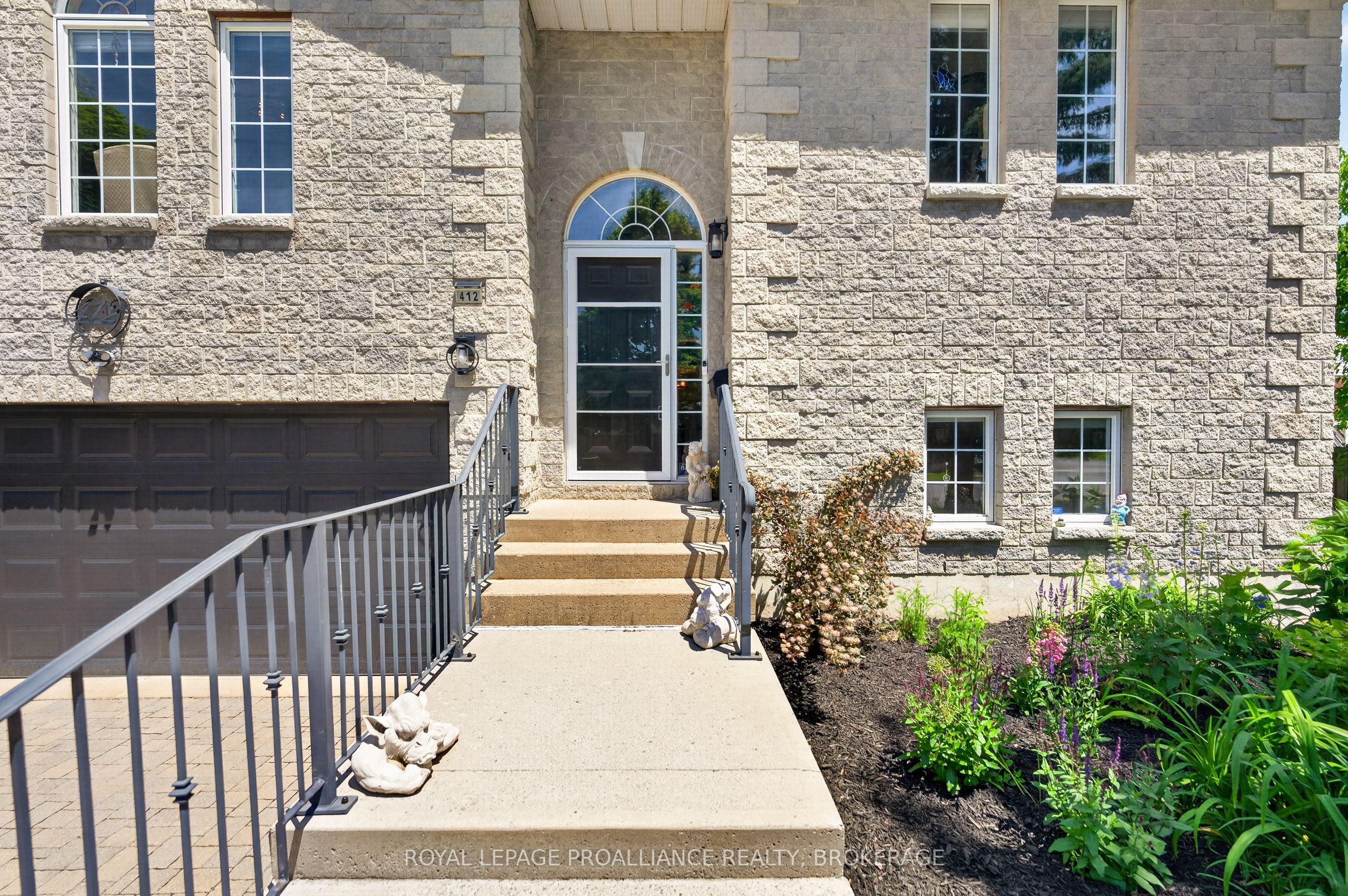 412 Malabar Drive, Kingston, ON K7M 8Z5 photo 4