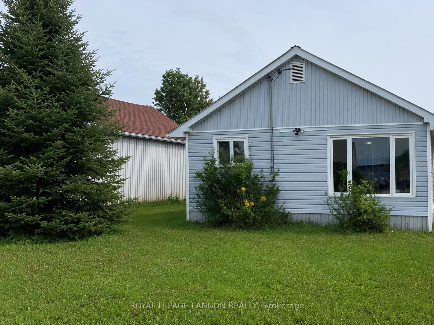 123 Burns Street, Atikokan, ON P0T 1C0