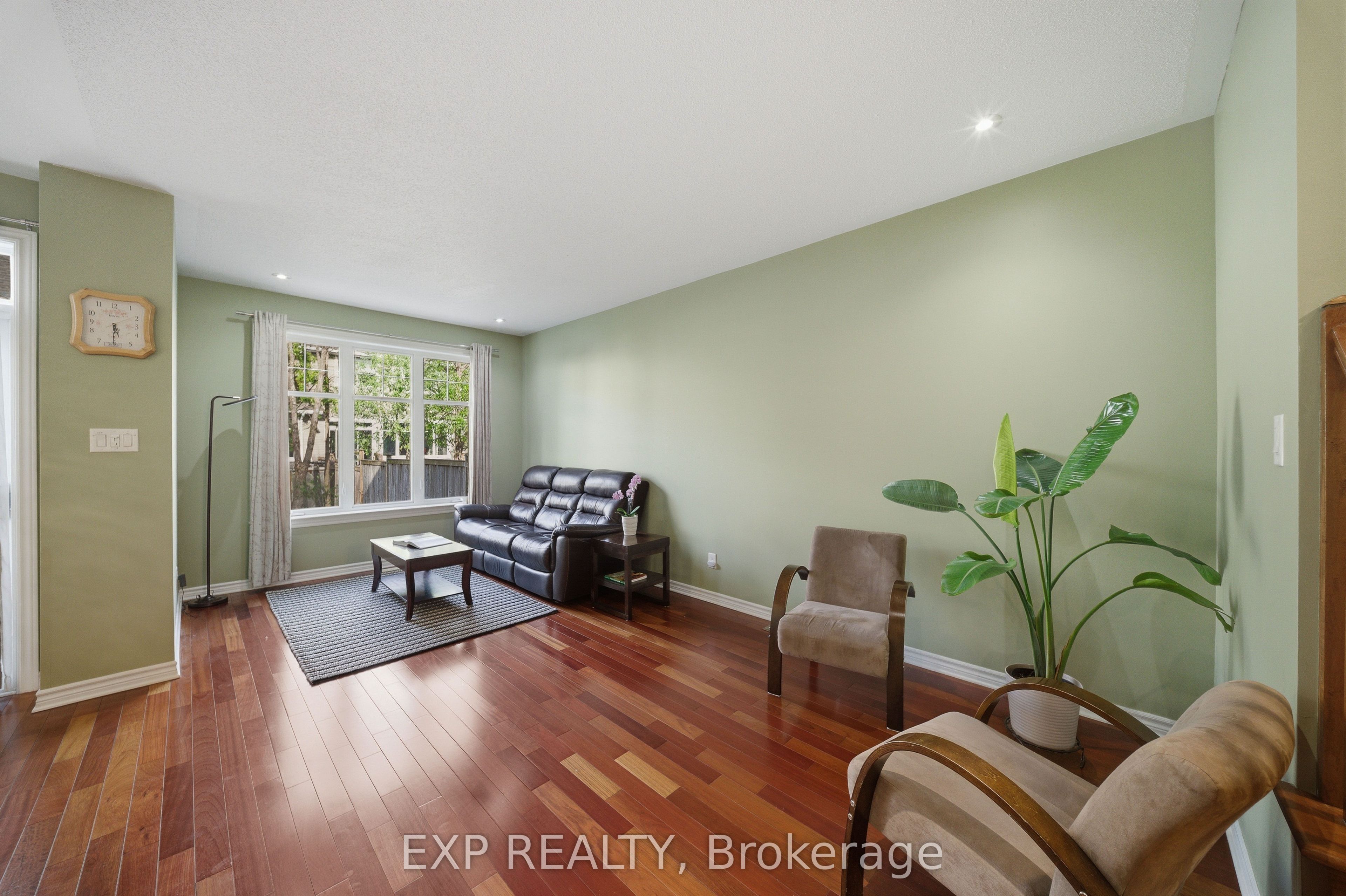 4265 Kelly Farm Drive, Blossom Park - Airport and Area, ON K1T 0A6 photo 5