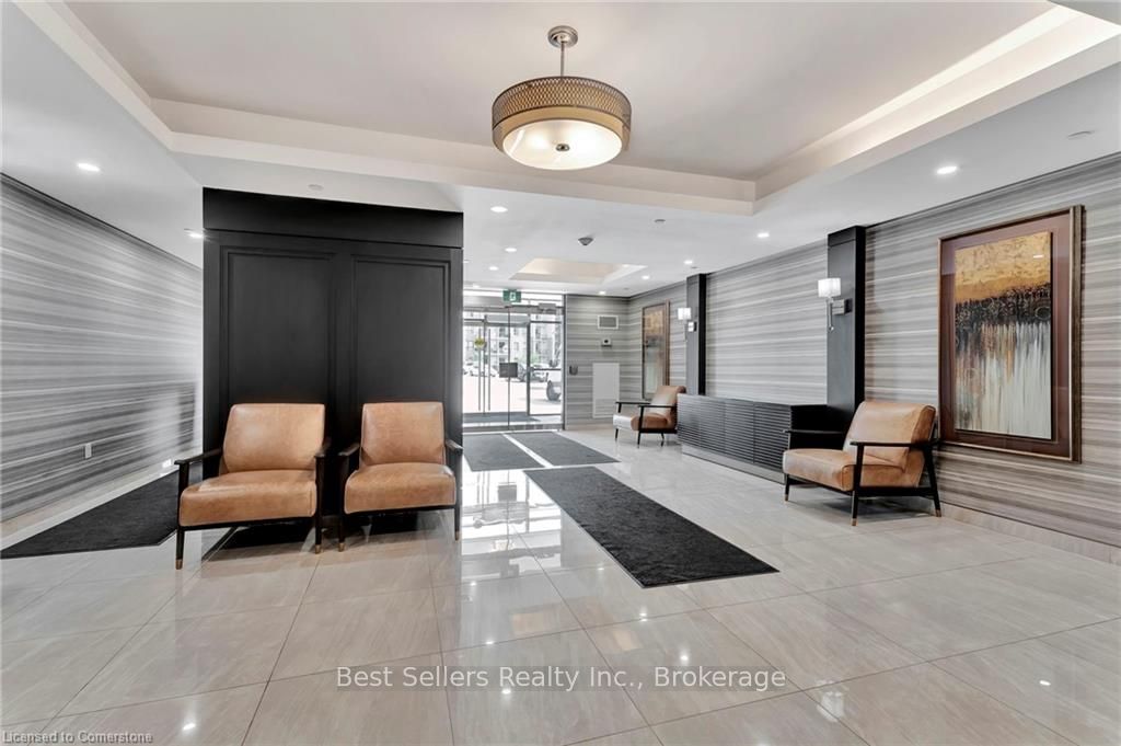 125 Shoreview Place 208, Hamilton, ON L8E 0K3 photo 3