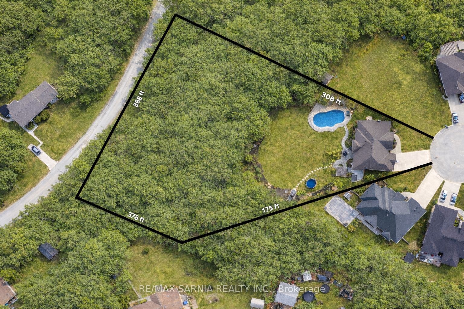 7133 Muskoka Trail, Plympton-Wyoming, ON N0N 1E0 photo 5