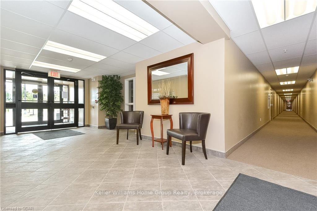 625 St. David Street 208, Centre Wellington, ON N1M 0A8 photo 2