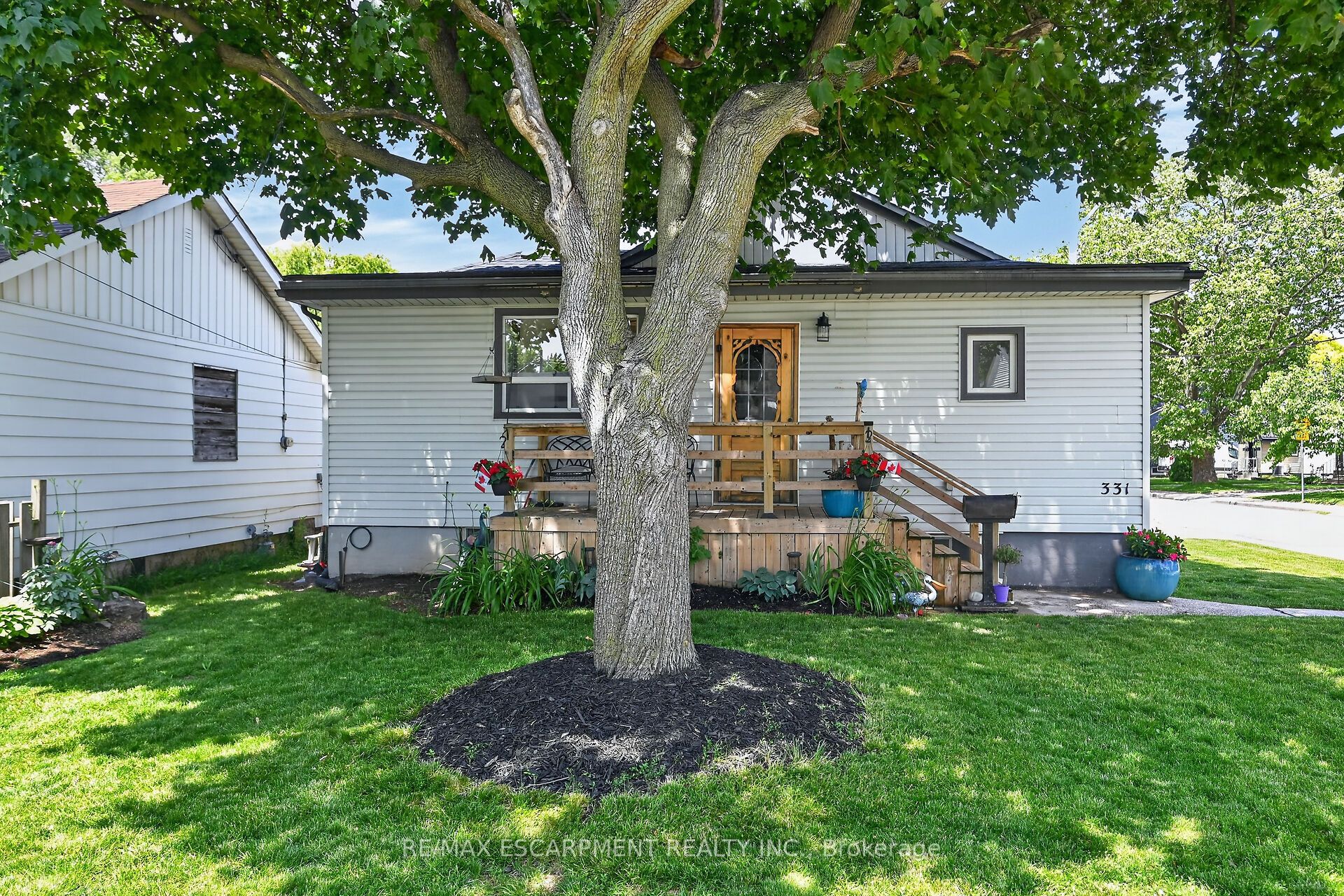 331 Guelph Street, Hamilton, ON L8H 3C6 photo 2