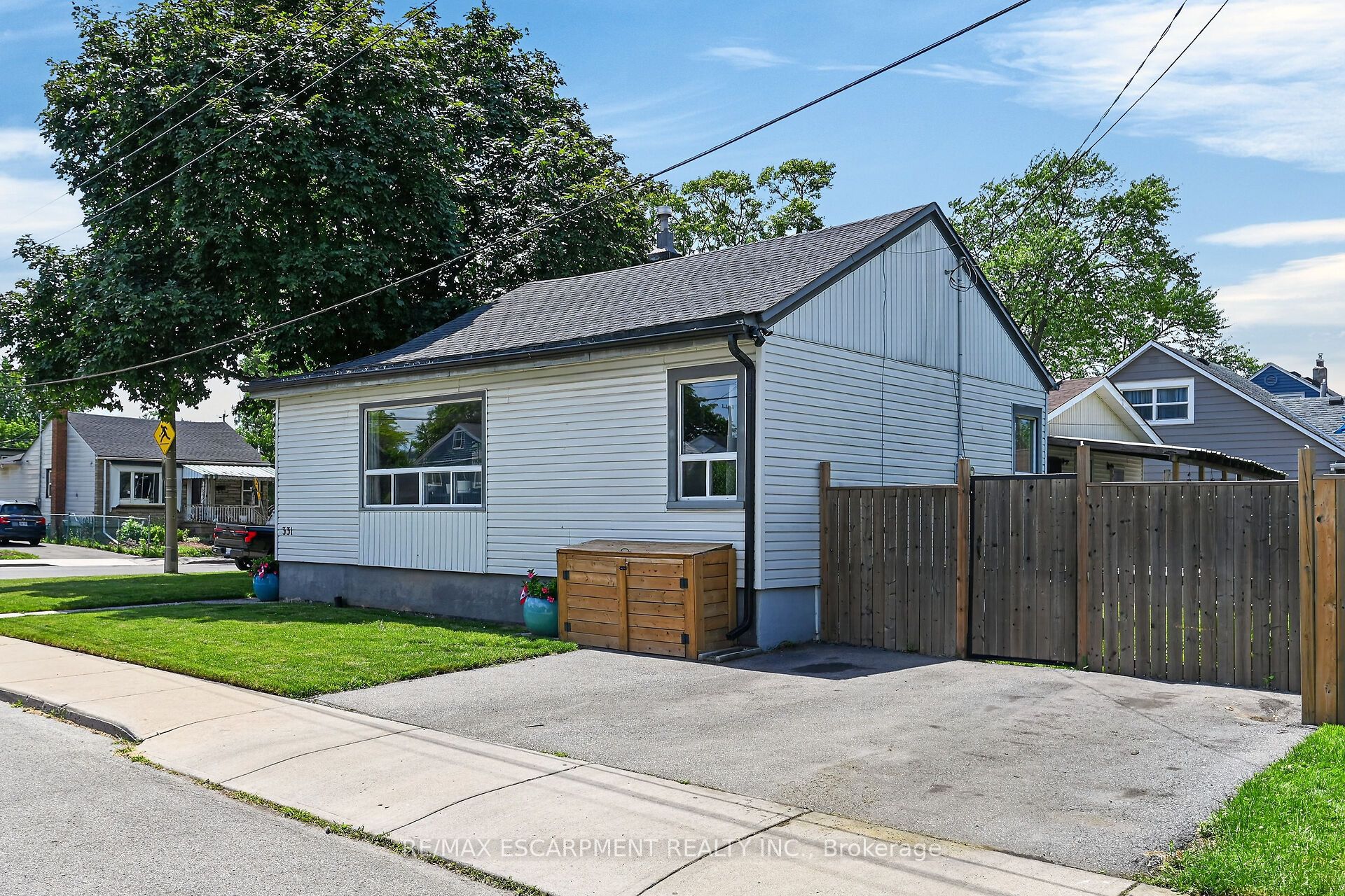 331 Guelph Street, Hamilton, ON L8H 3C6 photo 3