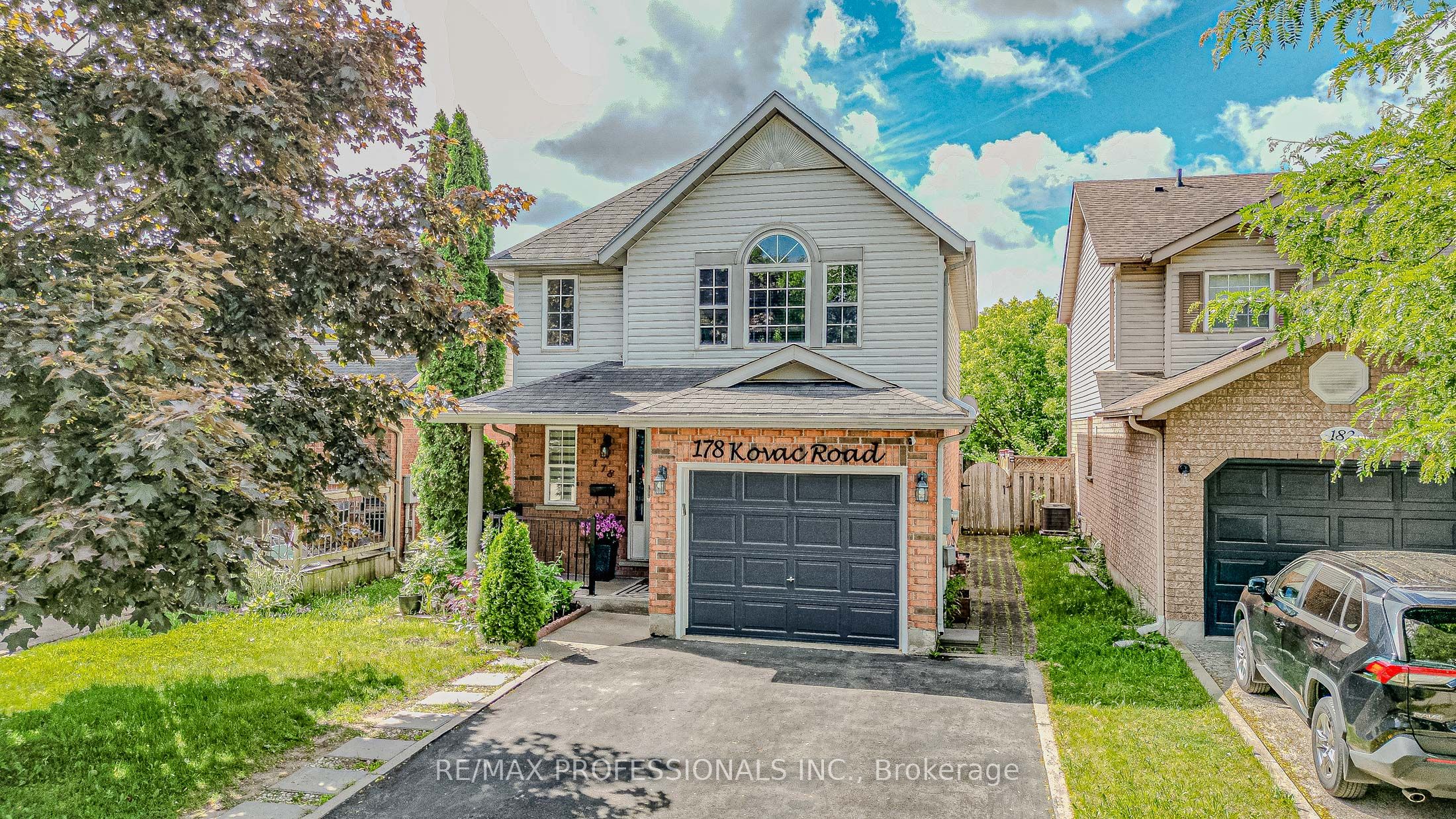 178 Kovac Road, Cambridge, ON N1R 8K3