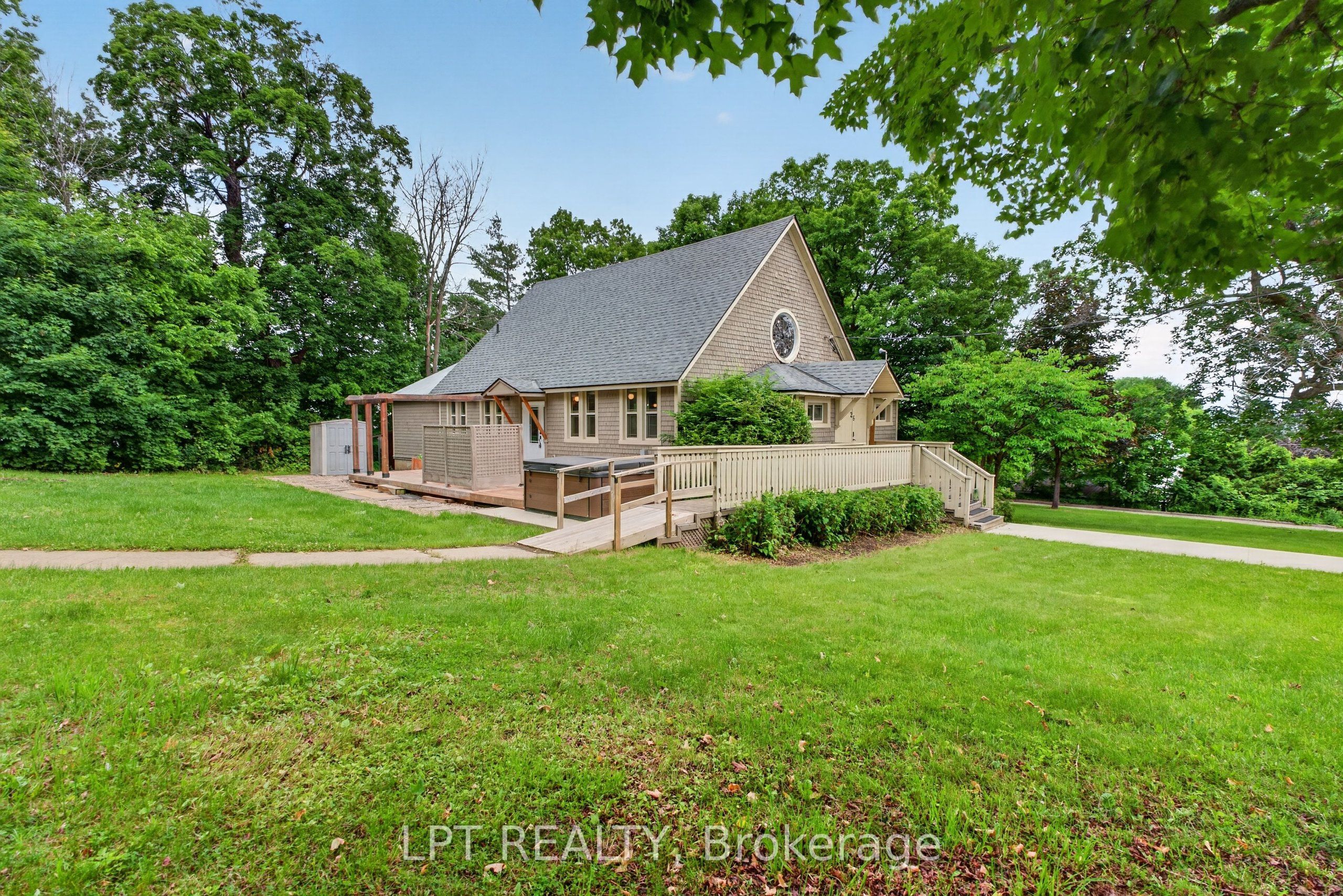 26 Charbonneau Street, McNab/Braeside, ON K0A 1G0