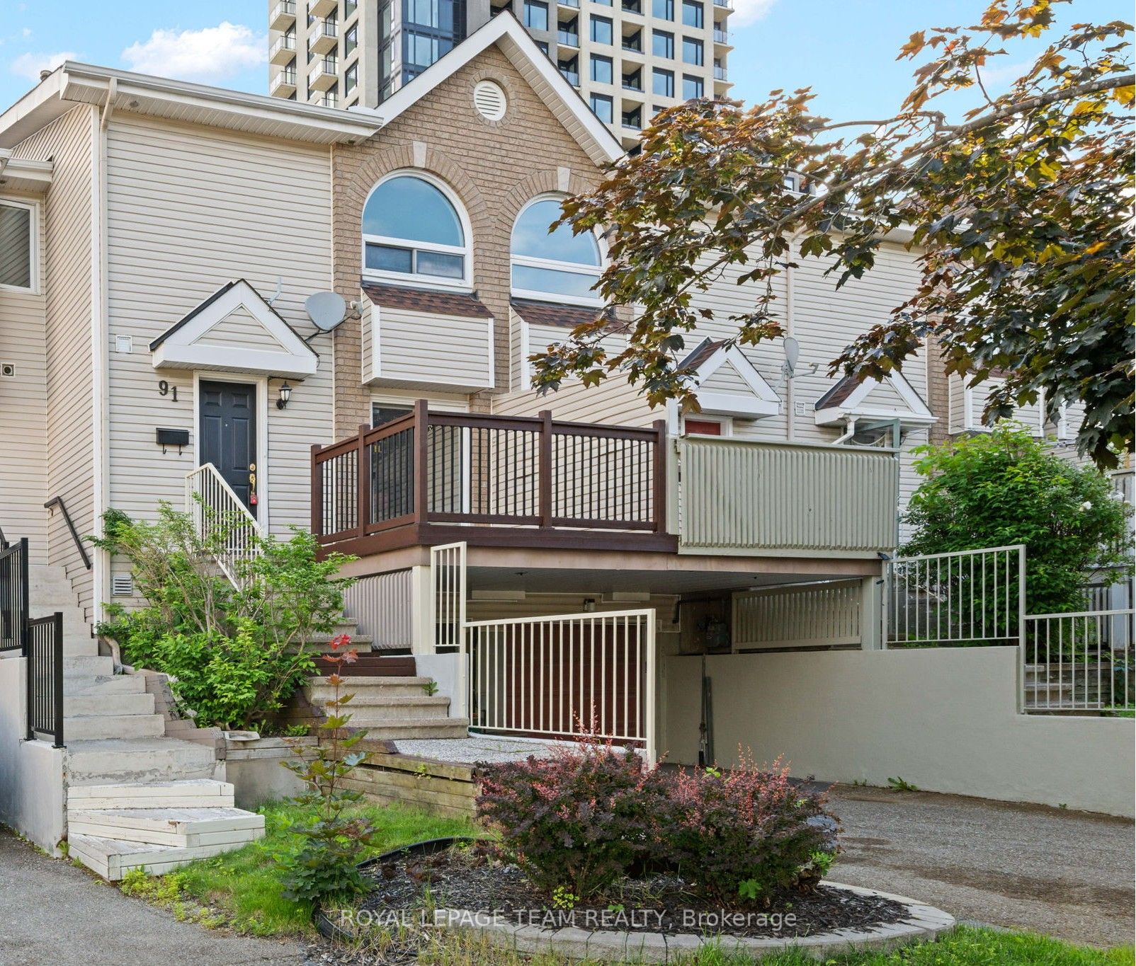 91 Thornbury Crescent, South of Baseline to Knoxdale, ON K2G 6C4
