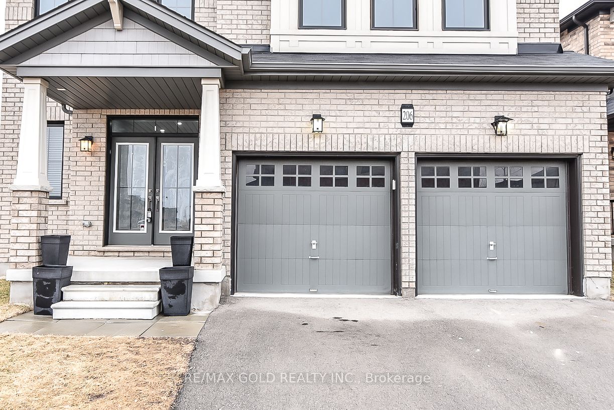 206 Crafter Crescent, Hamilton, ON L8J 0J1 photo 2