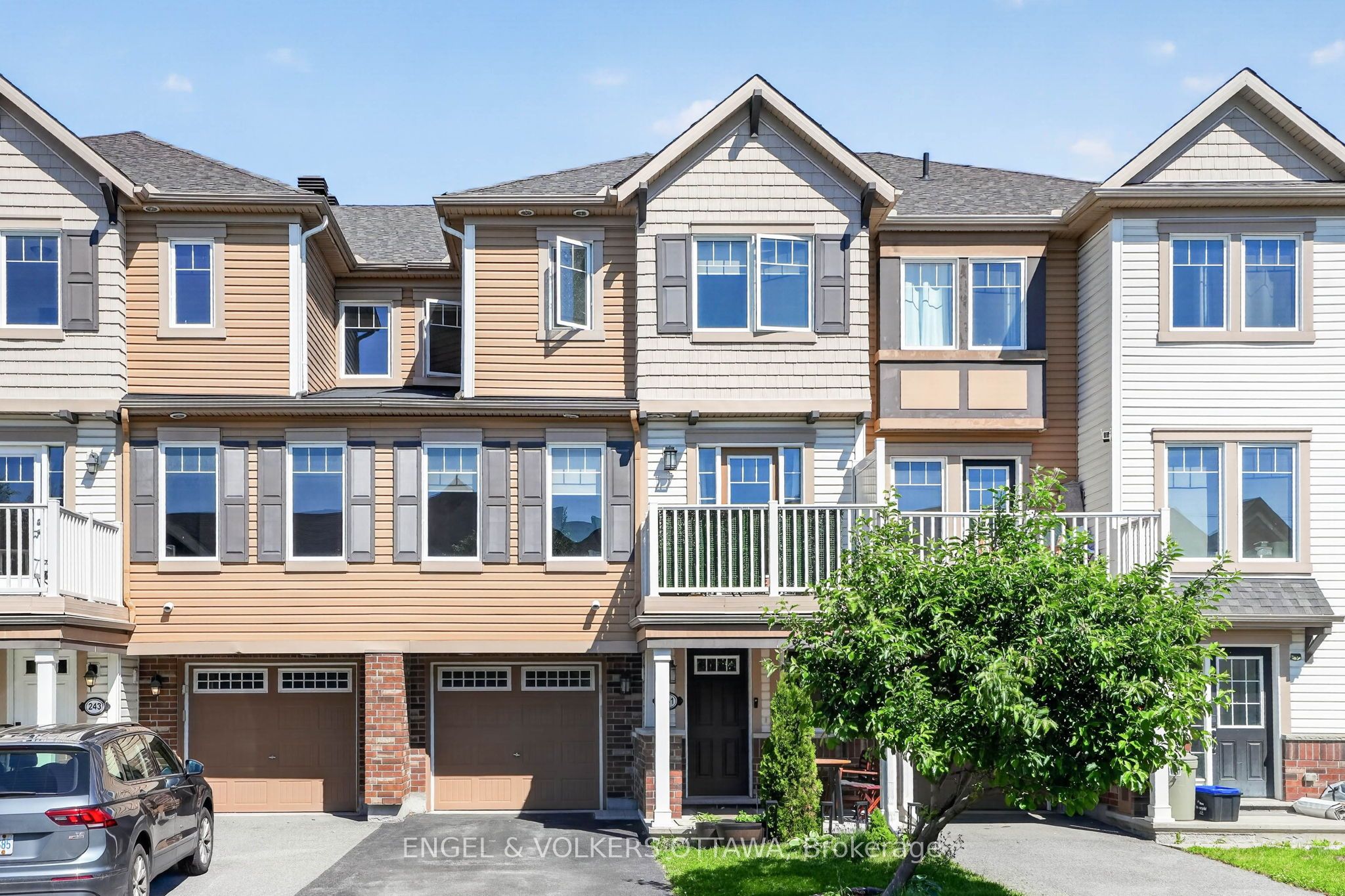 241 Par-La-Ville Circle, Stittsville - Munster - Richmond, ON K2S 0T6
