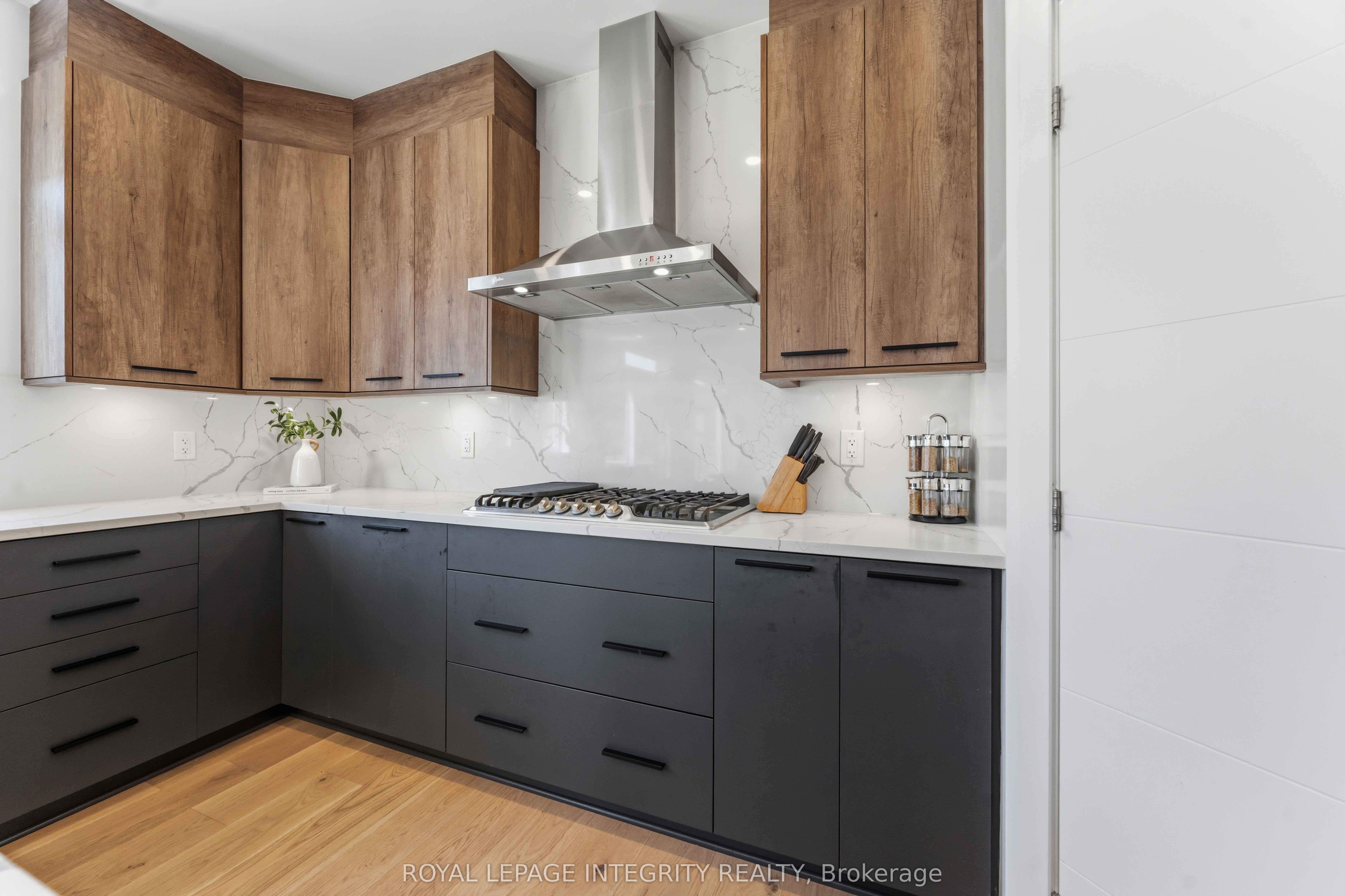 698 Odyssey Way, Leitrim, ON K1T 0V3 photo 3