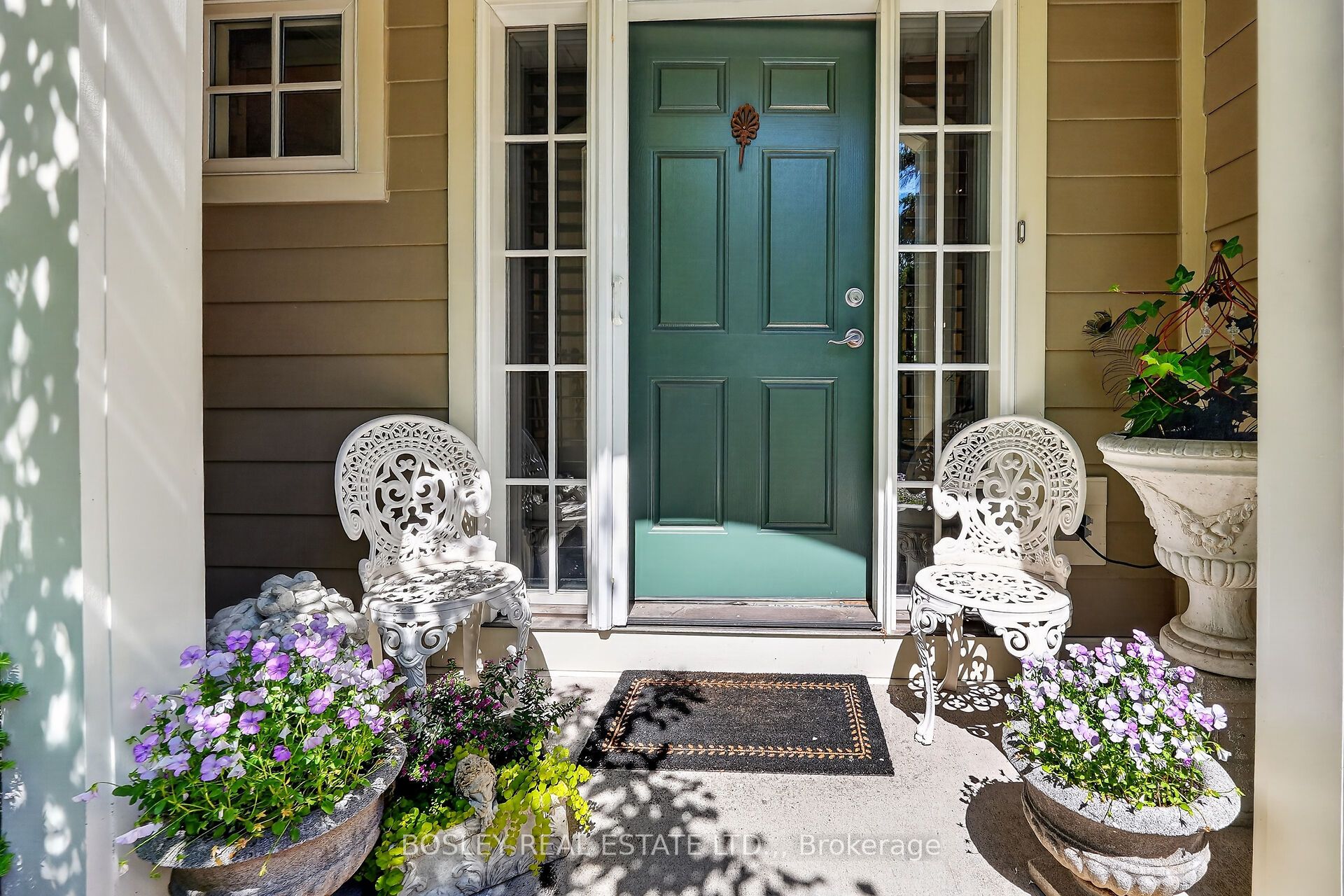 5-175 Queen Street, Niagara-on-the-Lake, ON L0S 1J0 photo 2