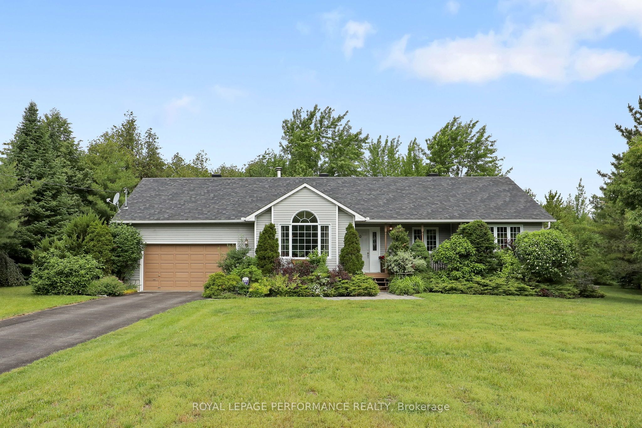 6115 Kaycourt Drive, Greely - Metcalfe - Osgoode - Vernon and Area, ON K0A 2W0
