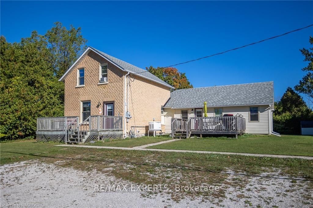 130 South Rankin Street, Saugeen Shores, ON N0H 2L0 photo 2
