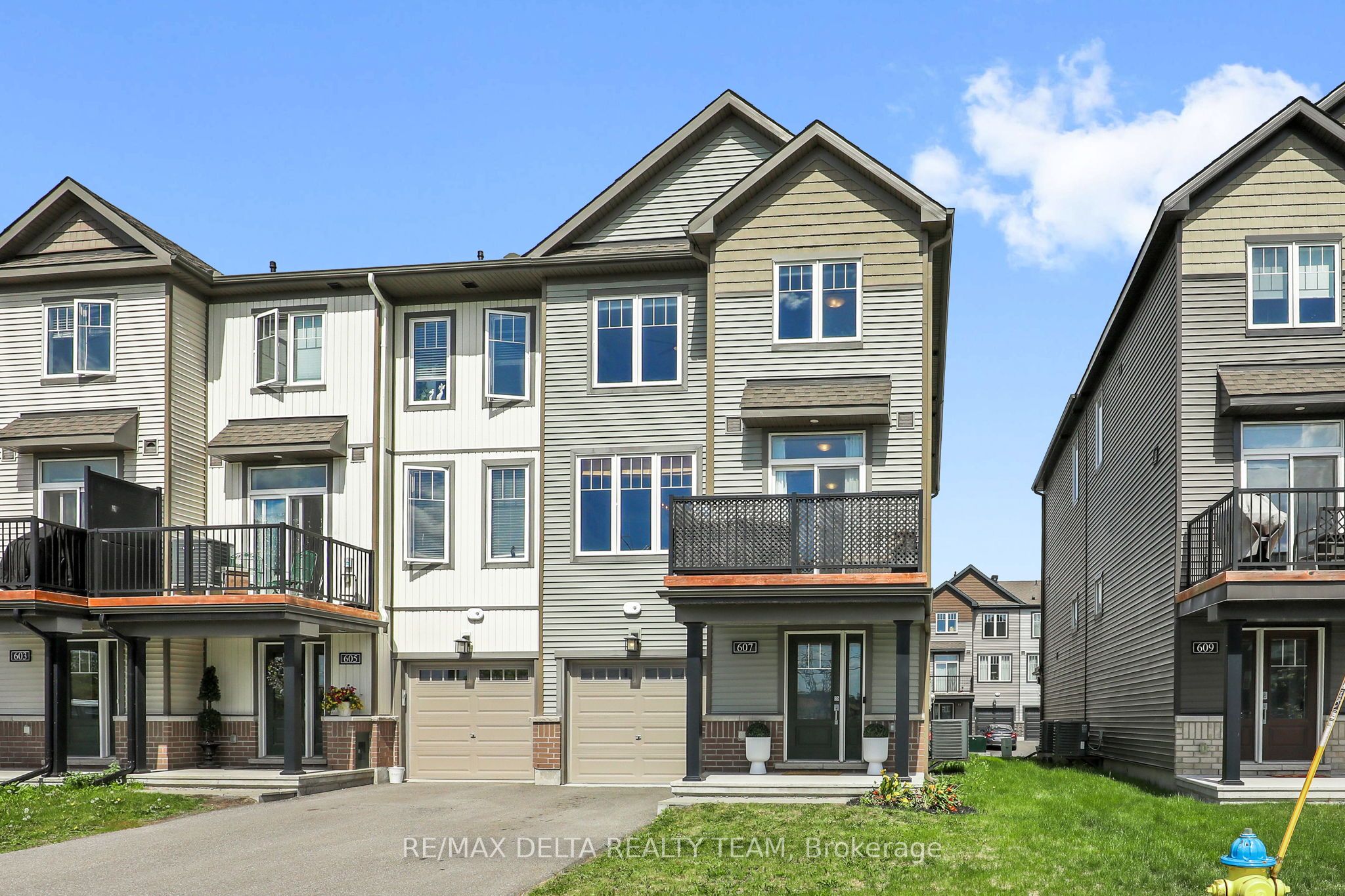 607 Prominence Way, Orleans - Cumberland and Area, ON K4A 5K8 photo 3