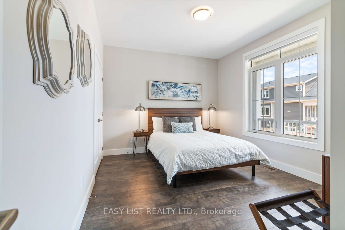 158 Courtland Street, Blue Mountains, ON L9Y 5L7 photo 5