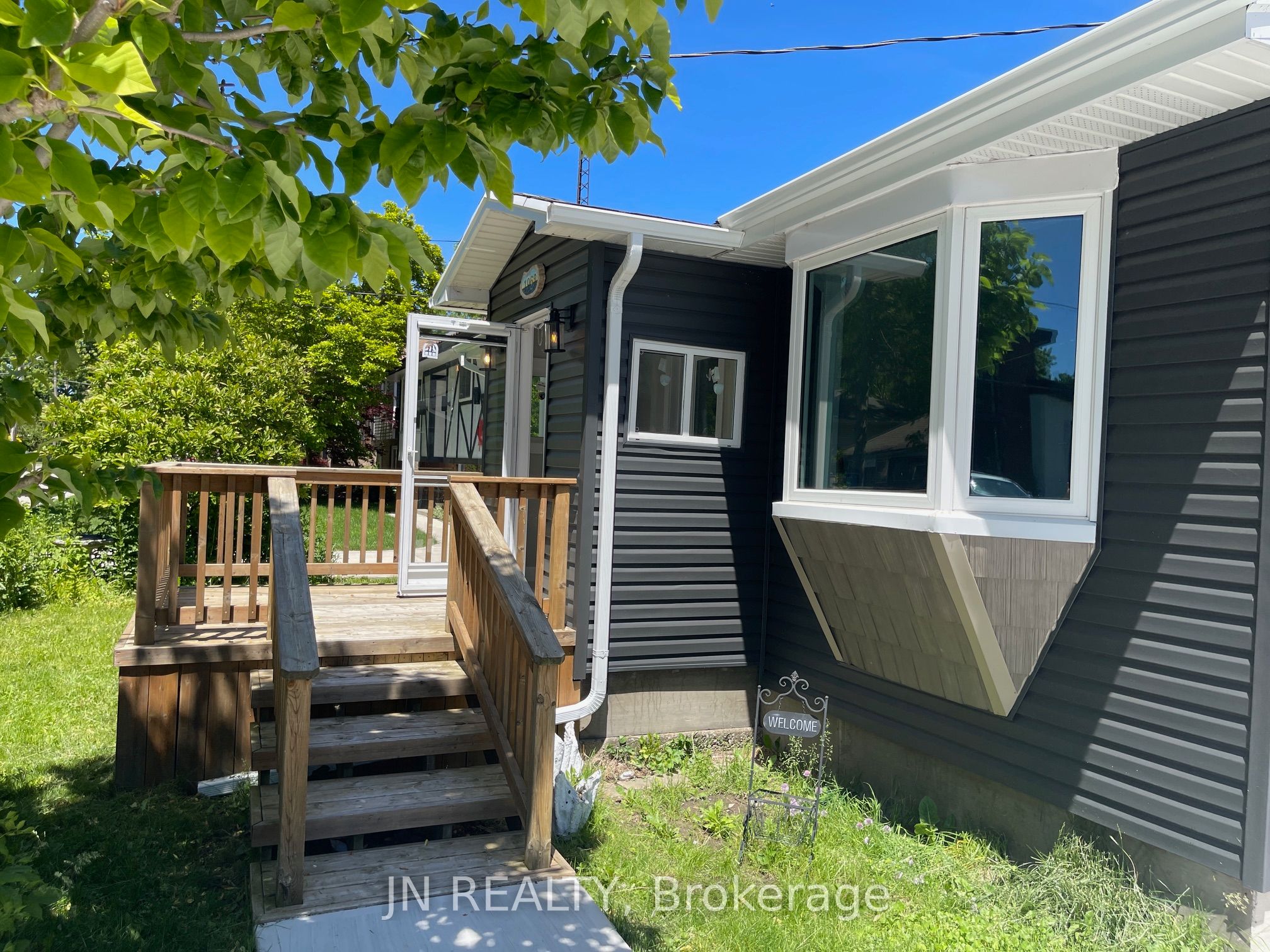 1962 W Franklin Avenue W, Sarnia, ON N0N 1C0 photo 4