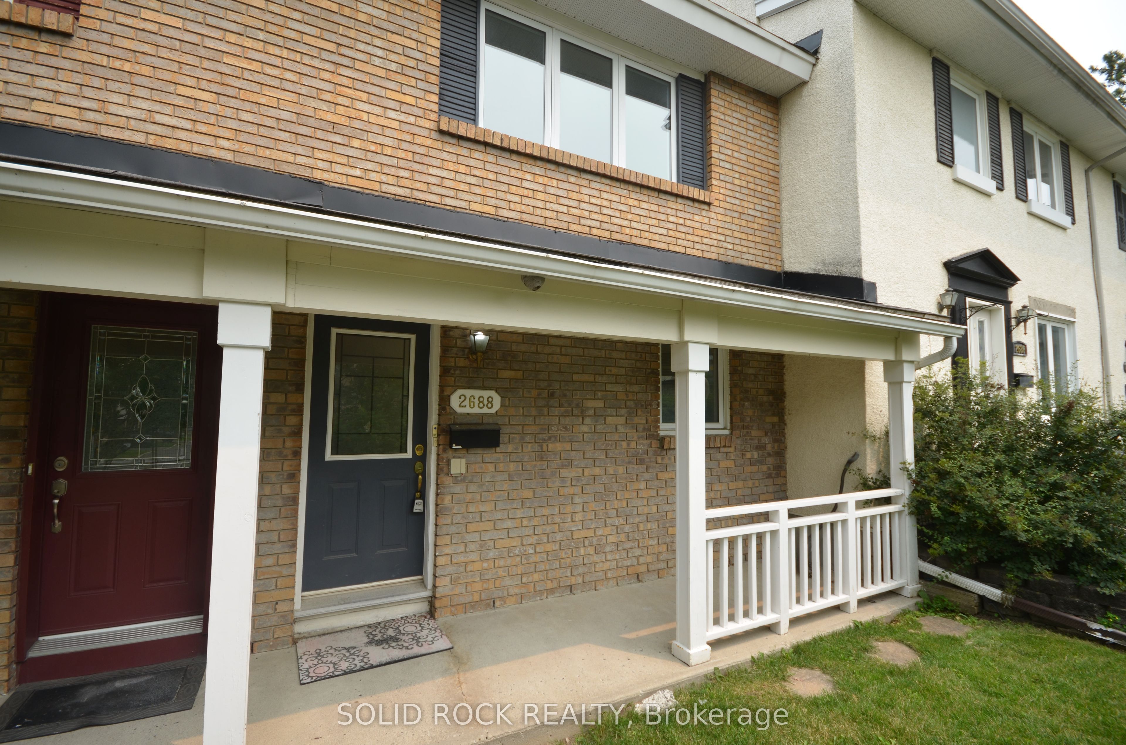 2688 Draper Avenue W, Parkway Park - Queensway Terrace S and Area, ON K2H 6Z9 photo 2