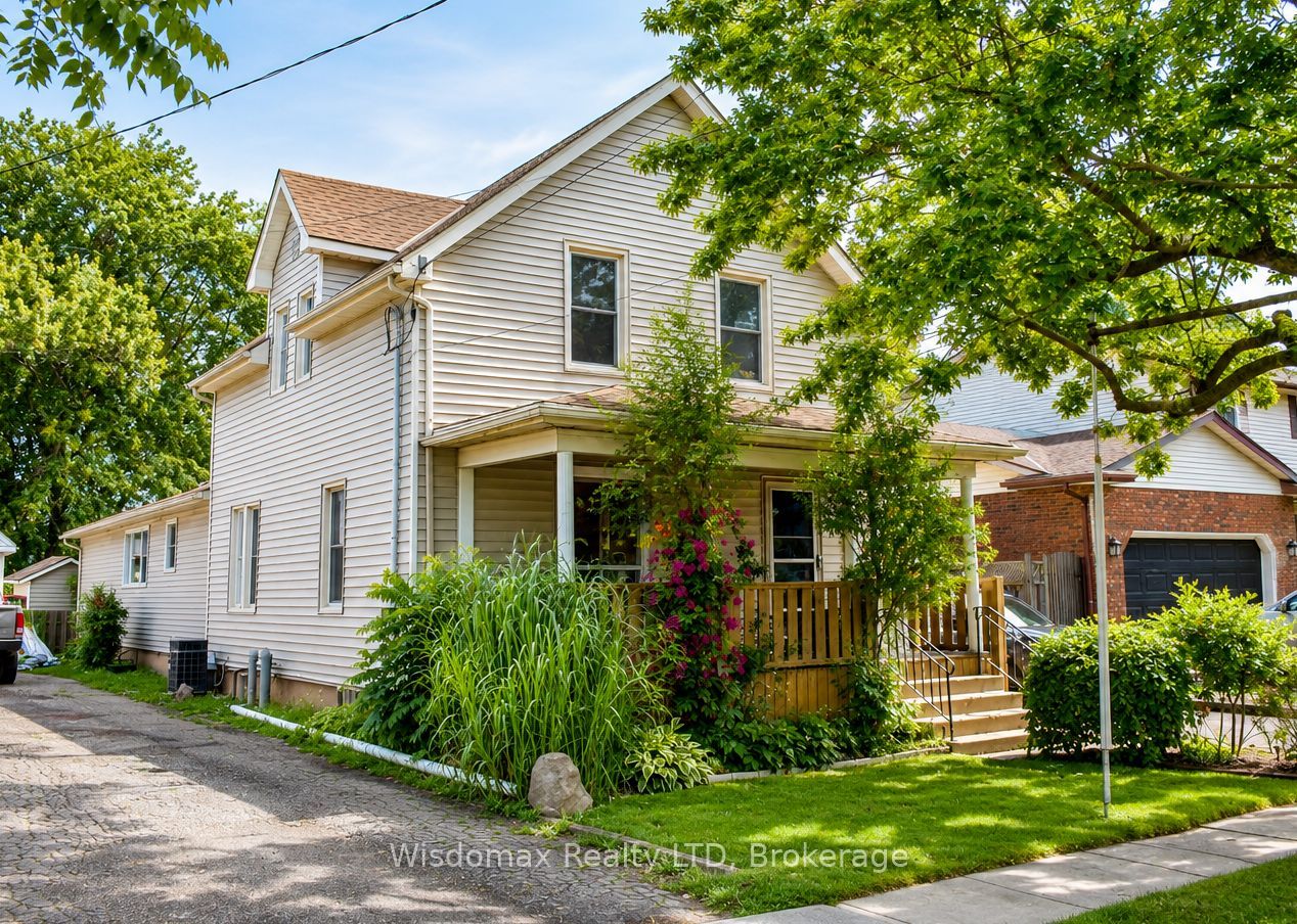 10 Rose Avenue, Thorold, ON L2V 3C3