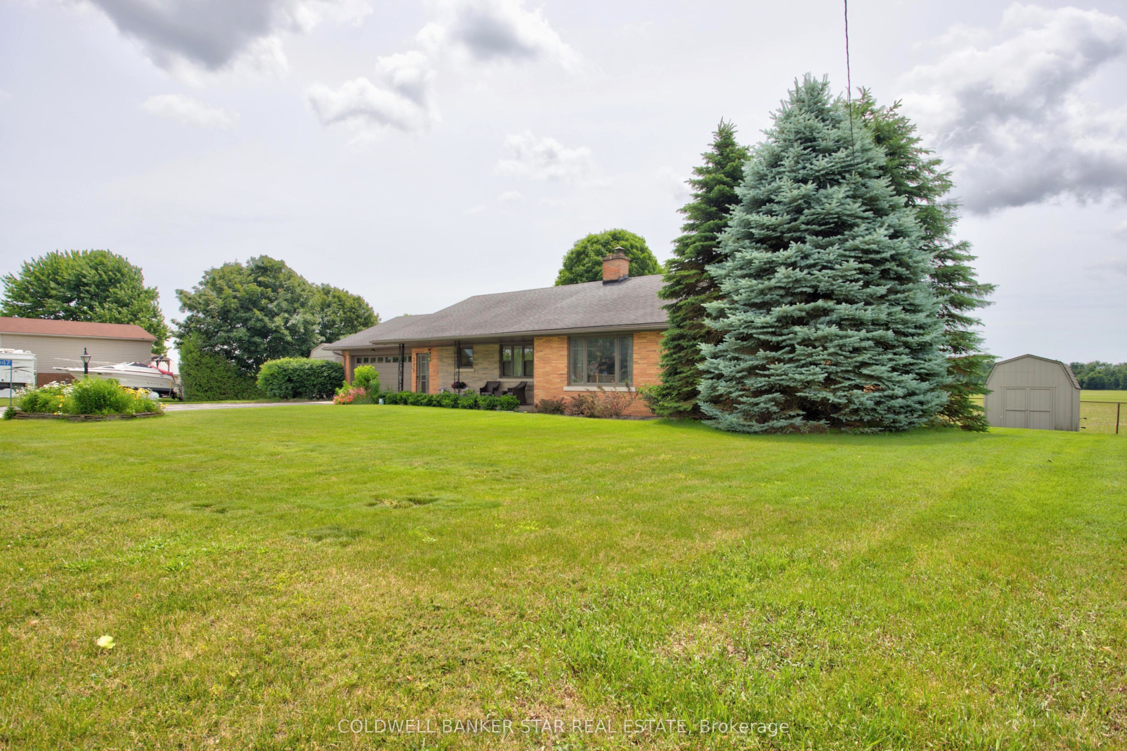 11047 Miller Road, Dutton/Dunwich, ON N0L 1J0 photo 2
