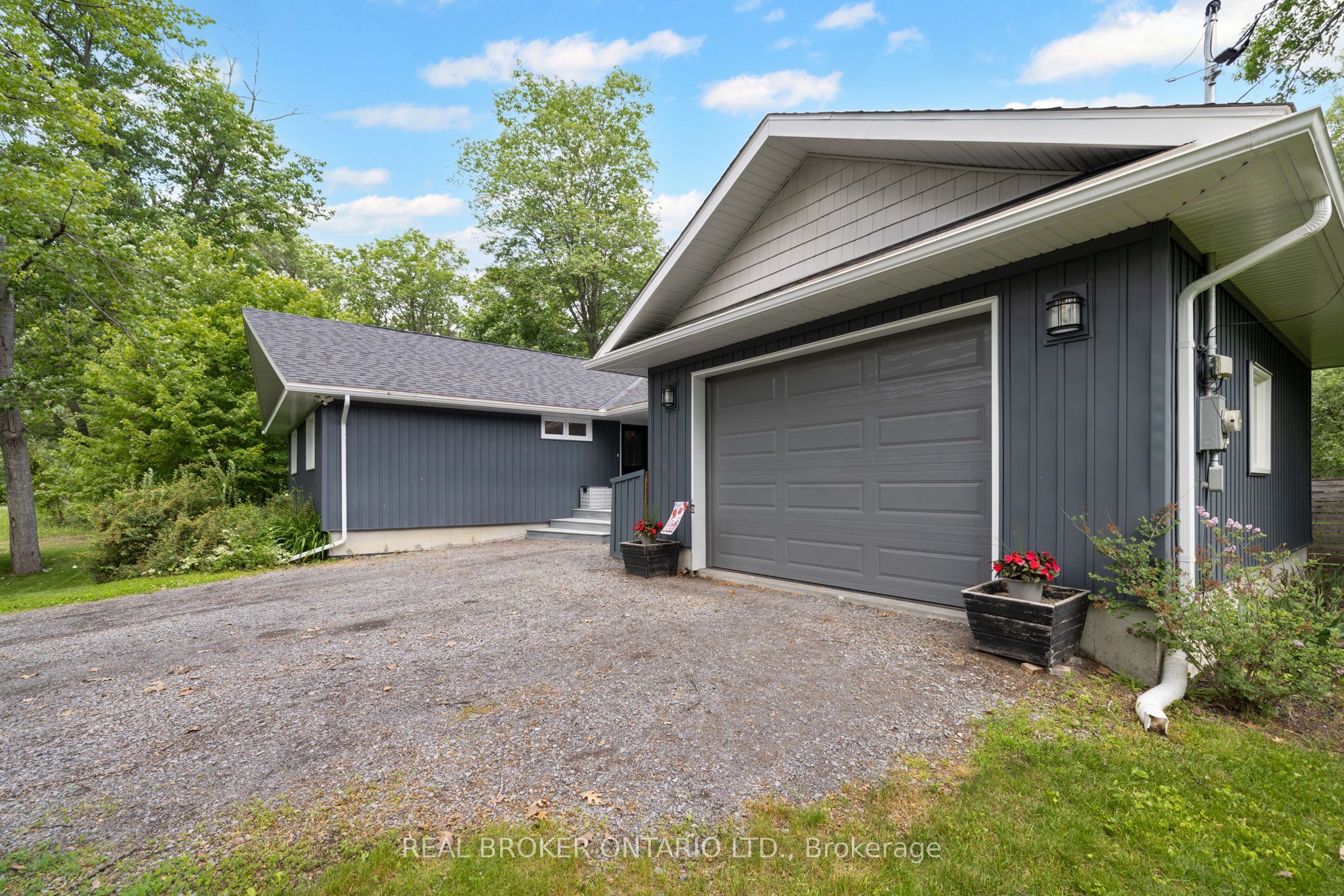 929 Bayview Drive, Constance Bay - Dunrobin - Kilmaurs - Woodlawn, ON K0A 3M0 photo 4