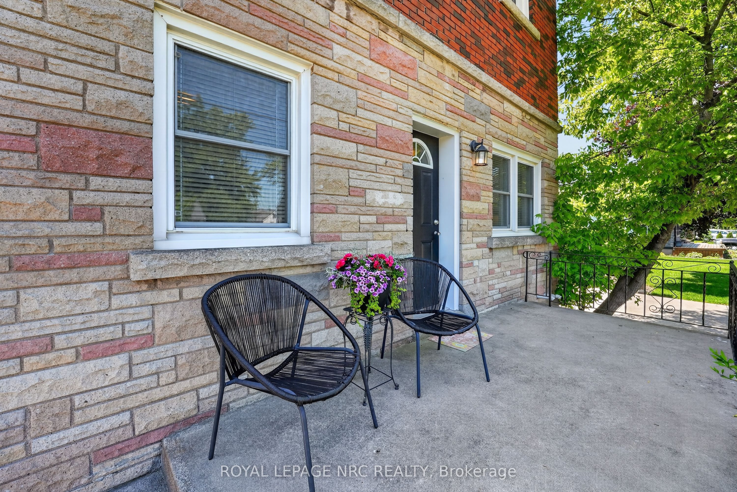 185 Catherine Street, Fort Erie, ON L2A 2J4 photo 4