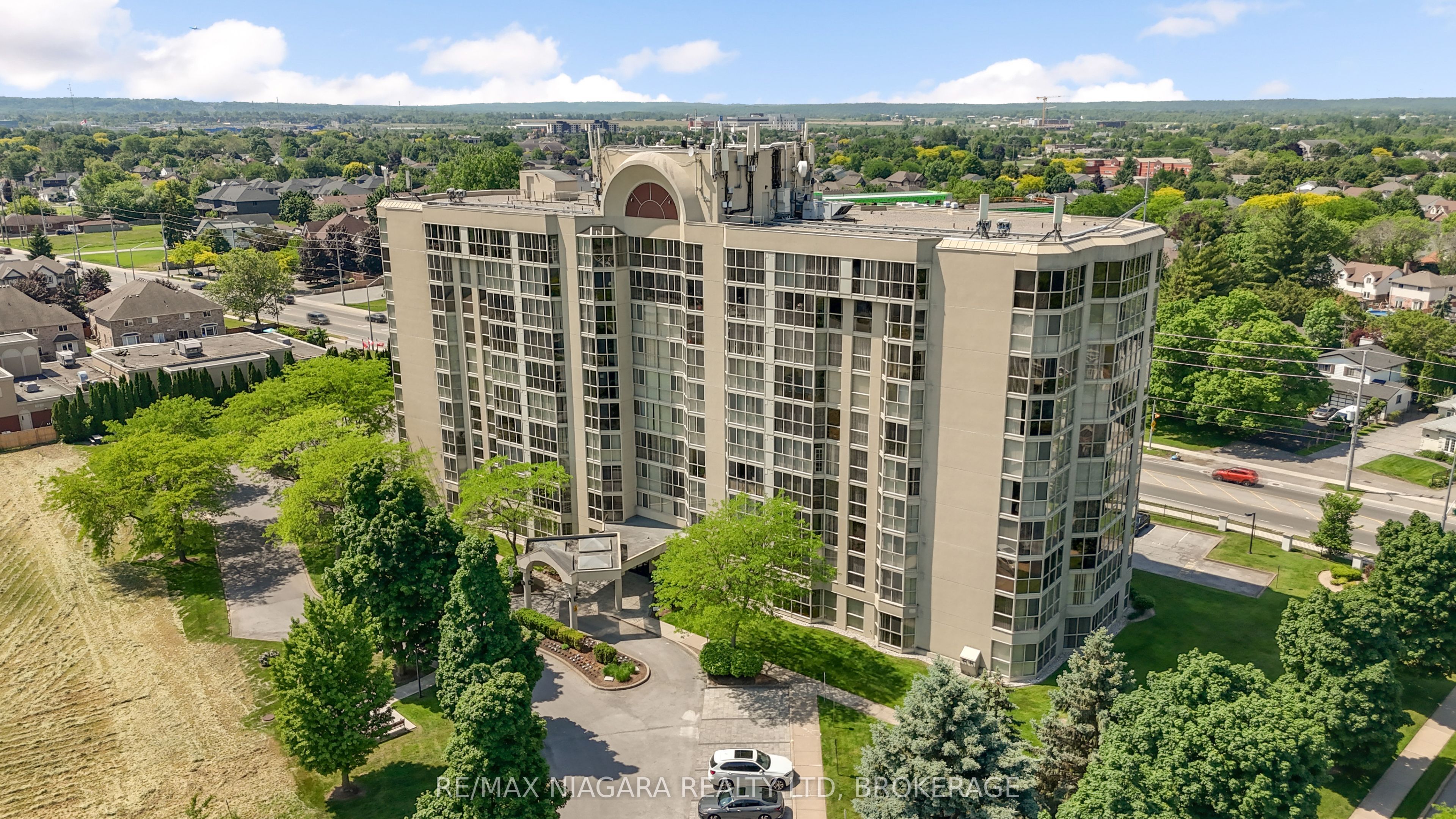 162 MARTINDALE Road 204, St. Catharines, ON L2S 3S4