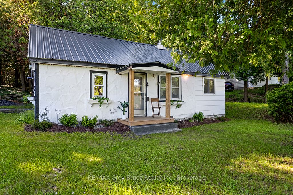 609 Stokes Bay Road, Northern Bruce Peninsula, ON N0H 2M0
