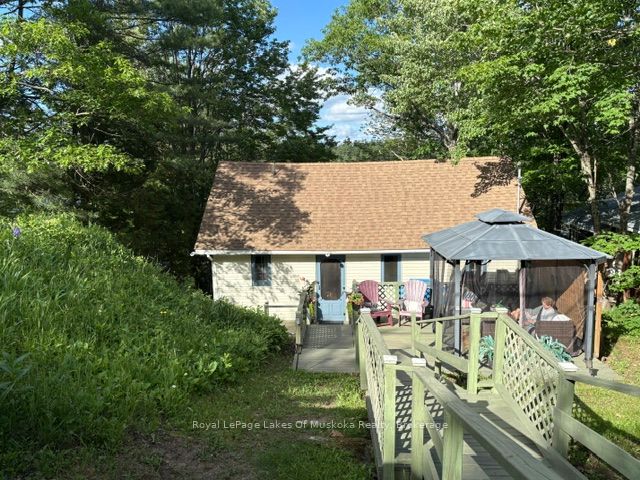 1029 Sprunt Lane, Gravenhurst, ON P1P 0A3 photo 2