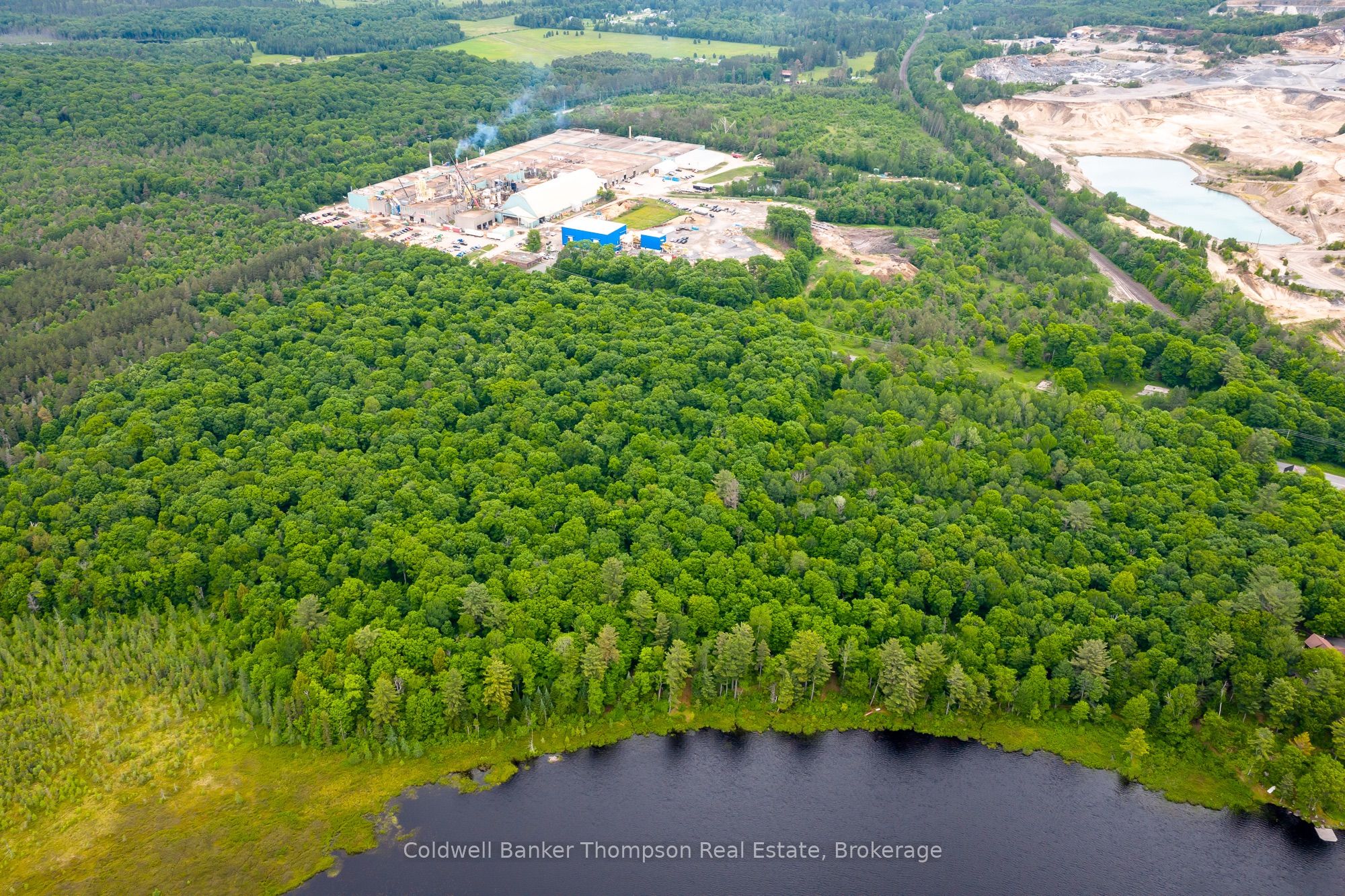 126 Domtar Road, Huntsville, ON P0B 1M0 photo 4