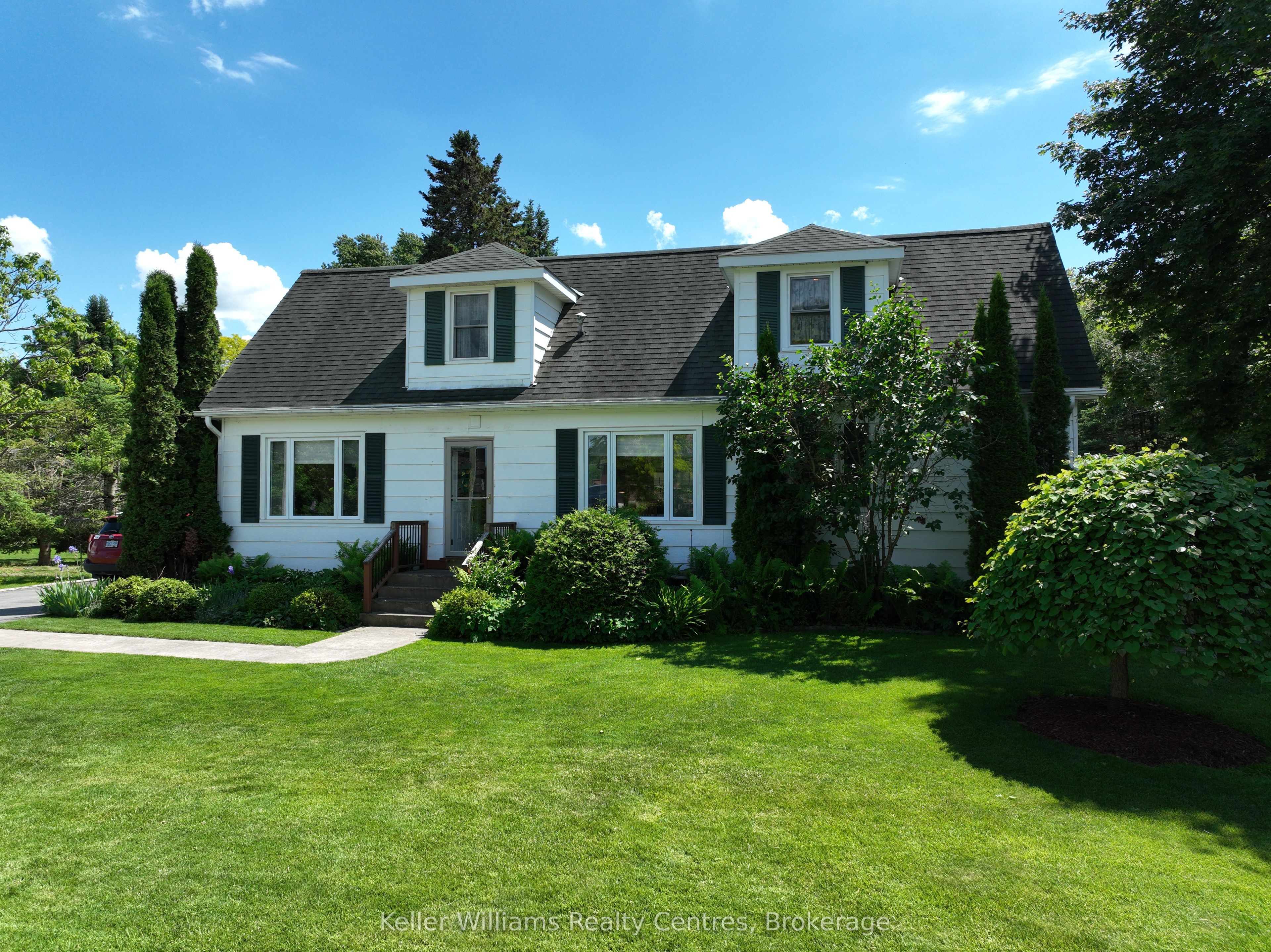 880 16th Street W, Georgian Bluffs, ON N4K 6V5