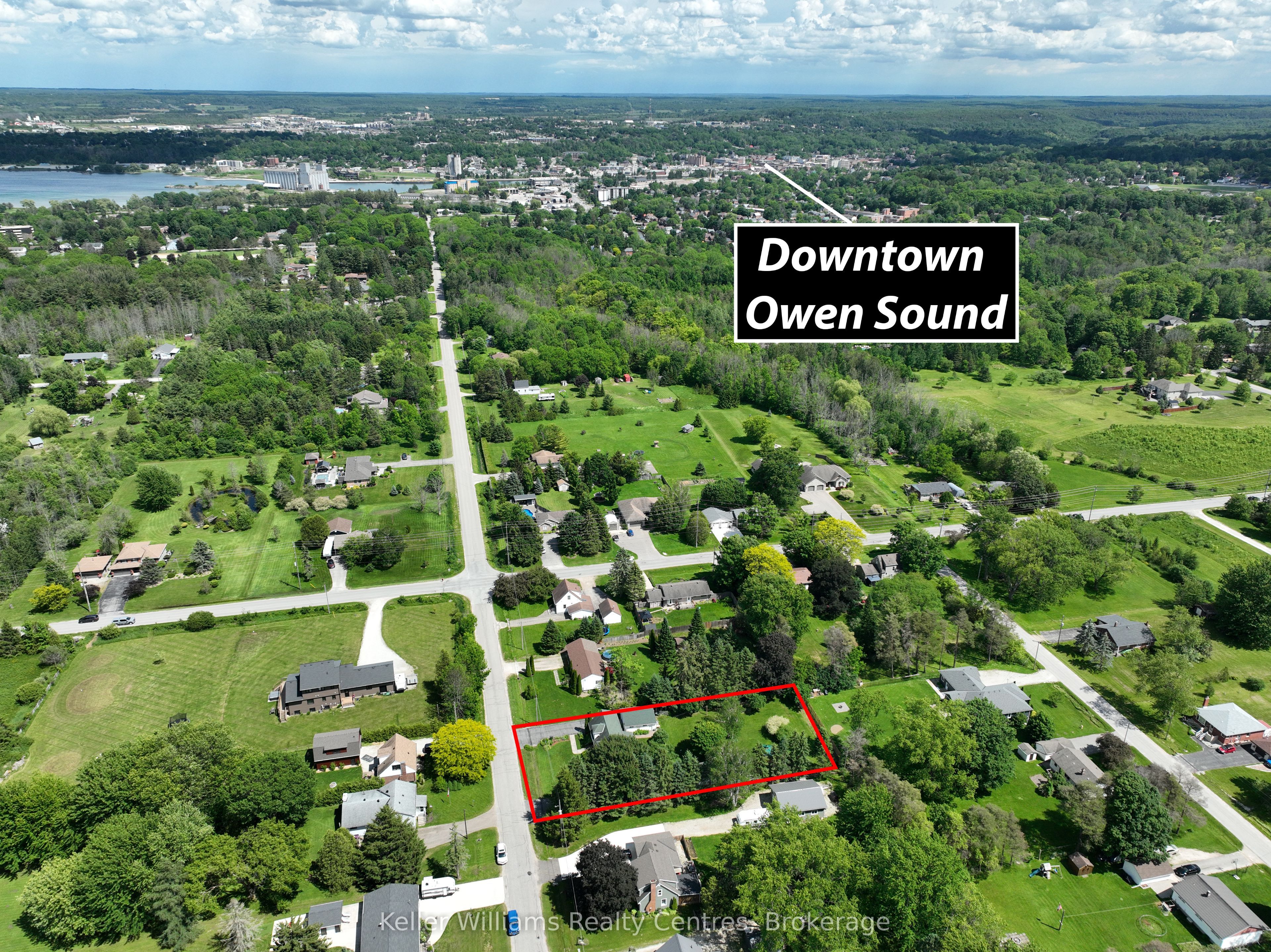 880 16th Street W, Georgian Bluffs, ON N4K 6V5 photo 4