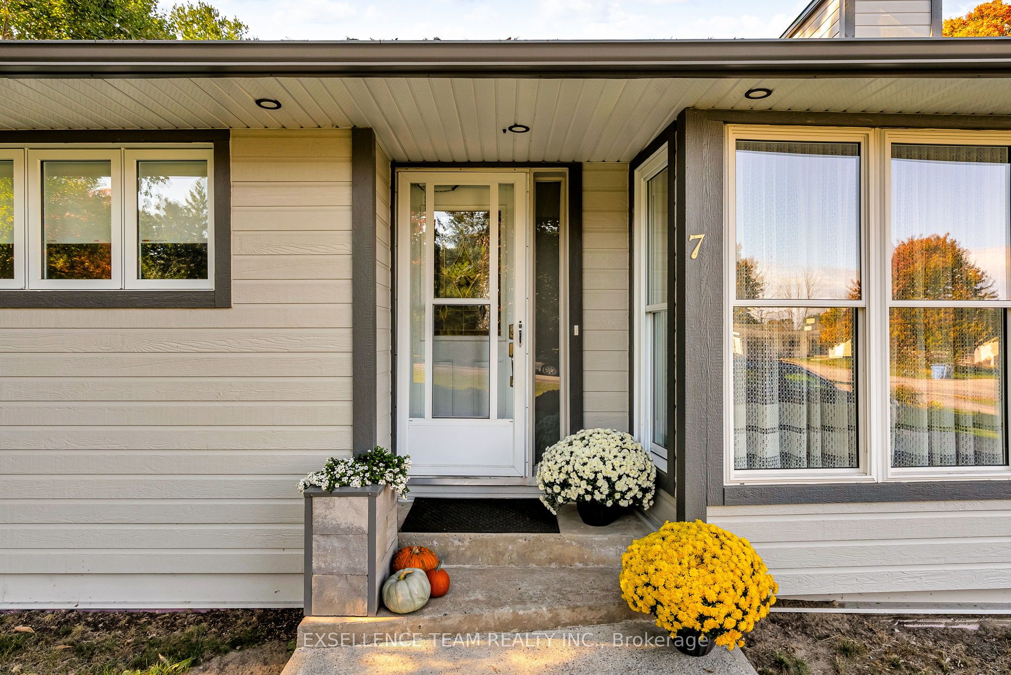 7 Hillview Circle, Champlain, ON K0B 1R0 photo 4