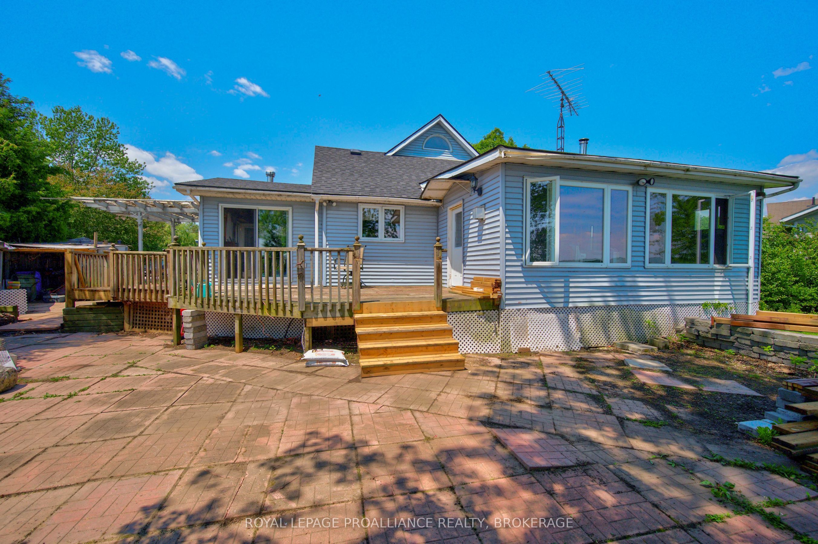 229 Johnson Bay Lane, Frontenac Islands, ON K7G 2V6 photo 4