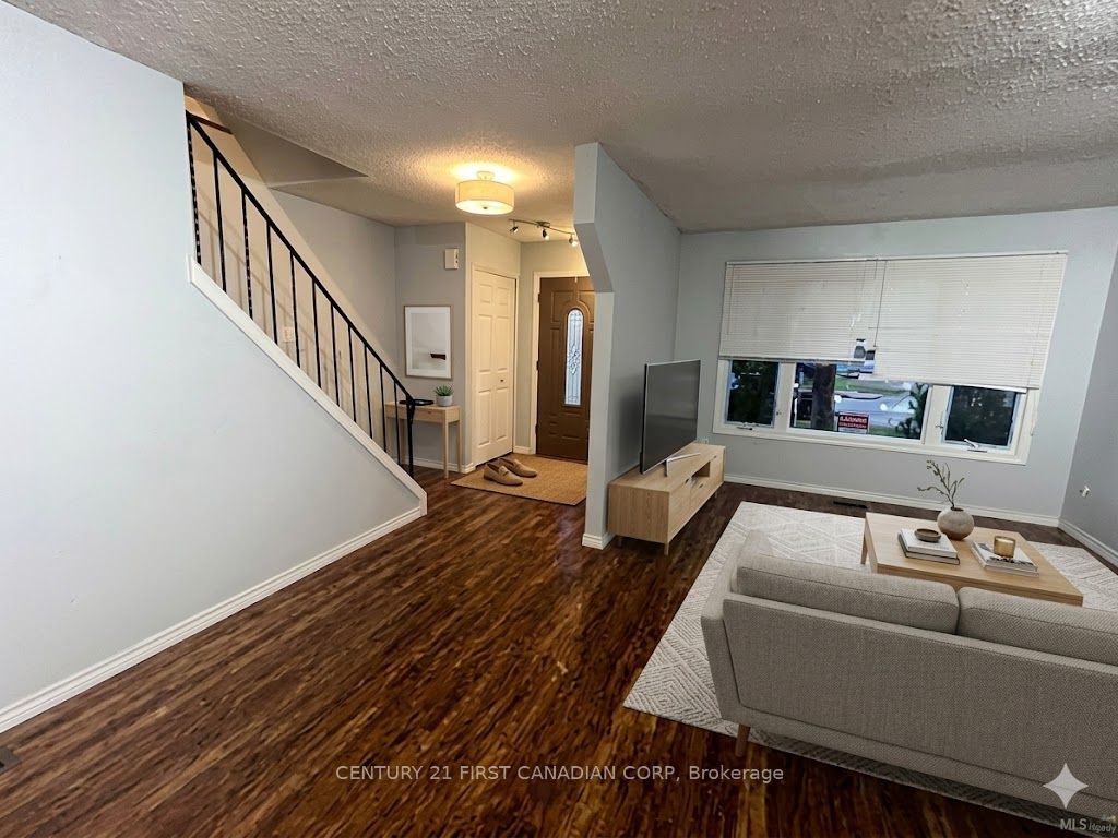 1470 Aldersbrook Road, London North, ON N6G 3V7 photo 3