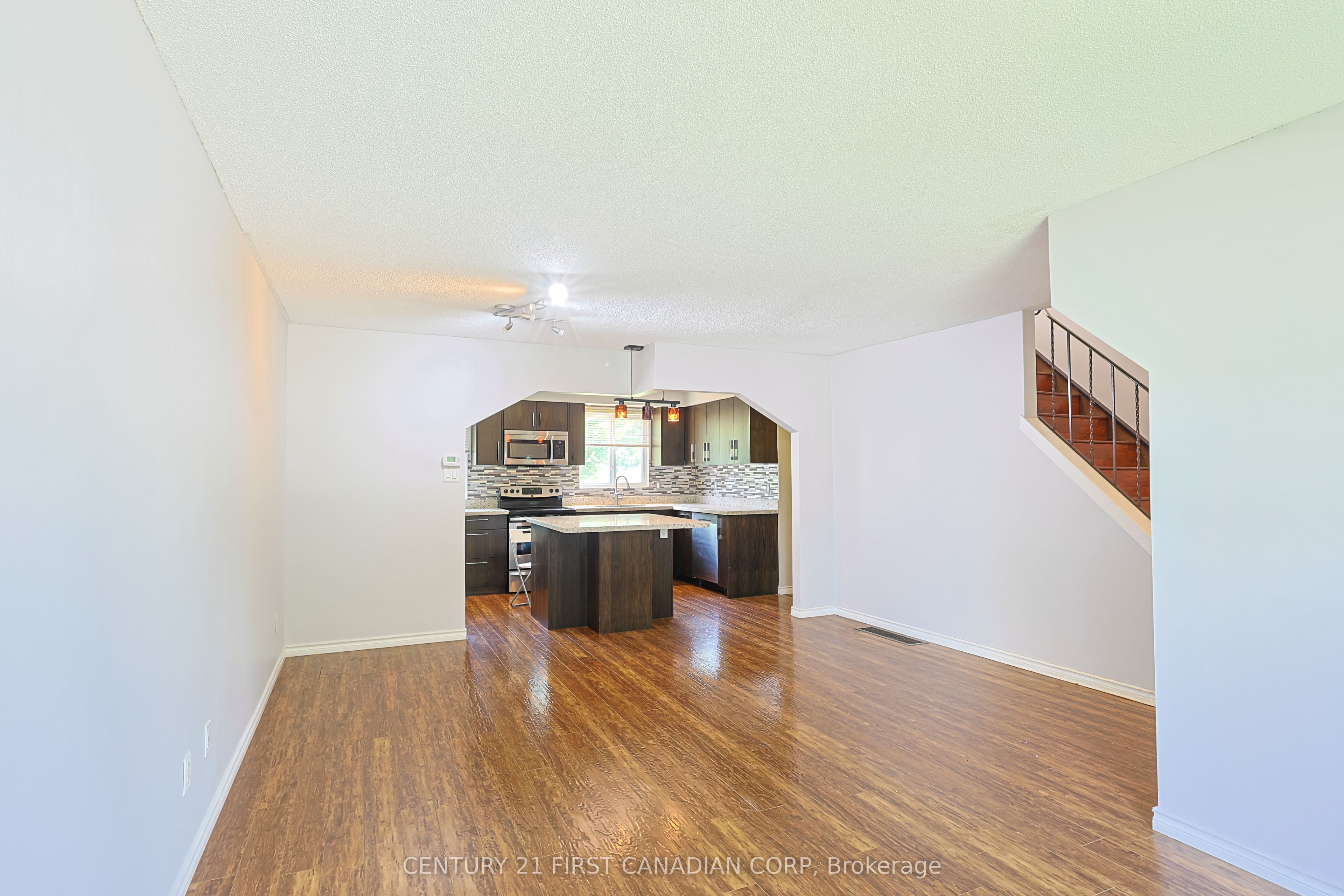 1470 Aldersbrook Road, London North, ON N6G 3V7 photo 4