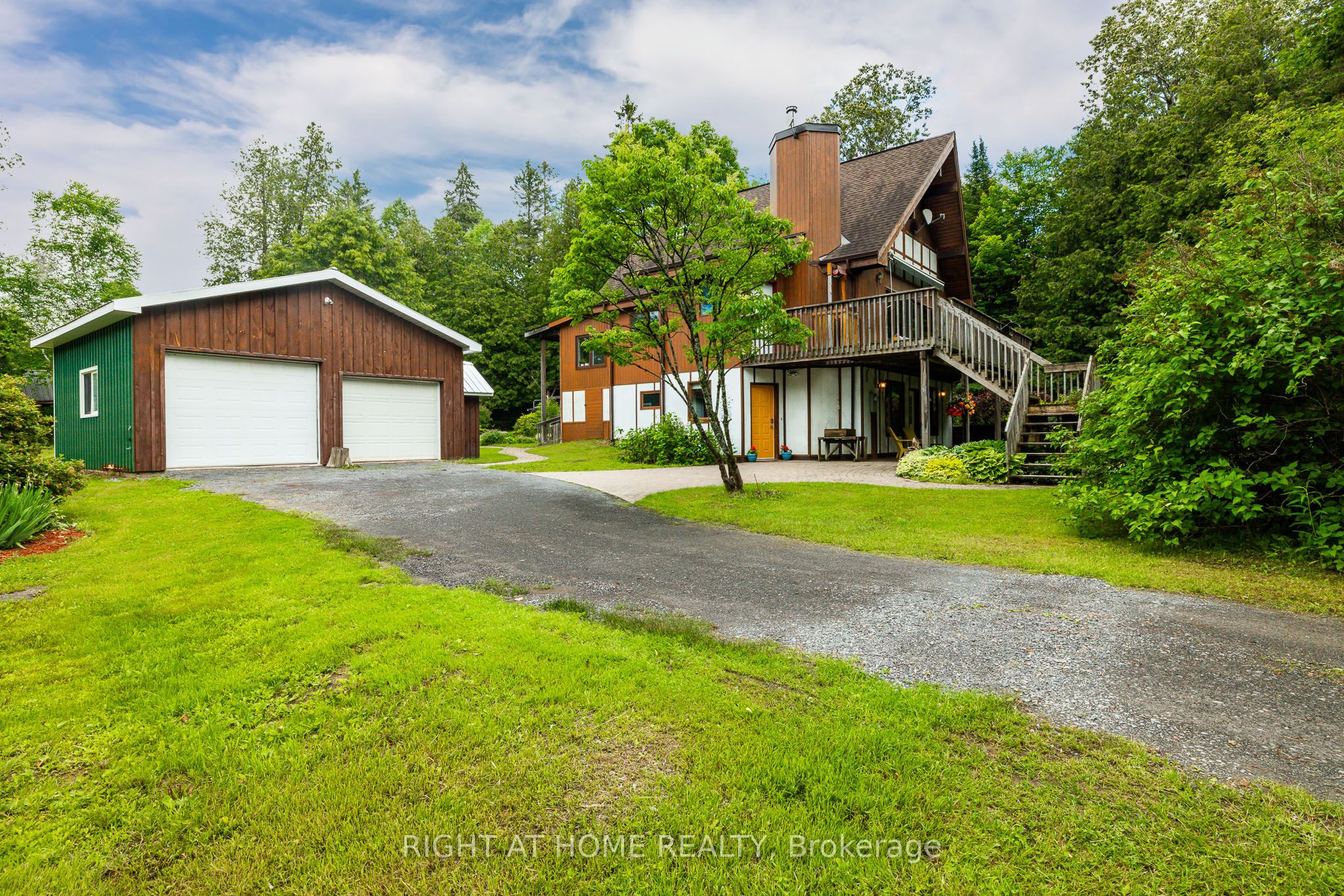 1828 Burnt Lands Road, Carp - Huntley Ward, ON K0A 1L0 photo 2