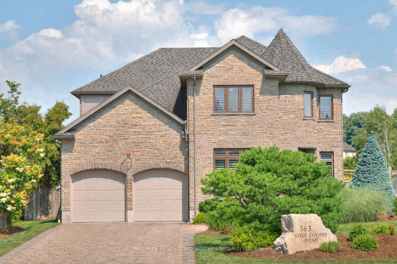 363 Golf Course Road, Woolwich, ON N0B 1N0