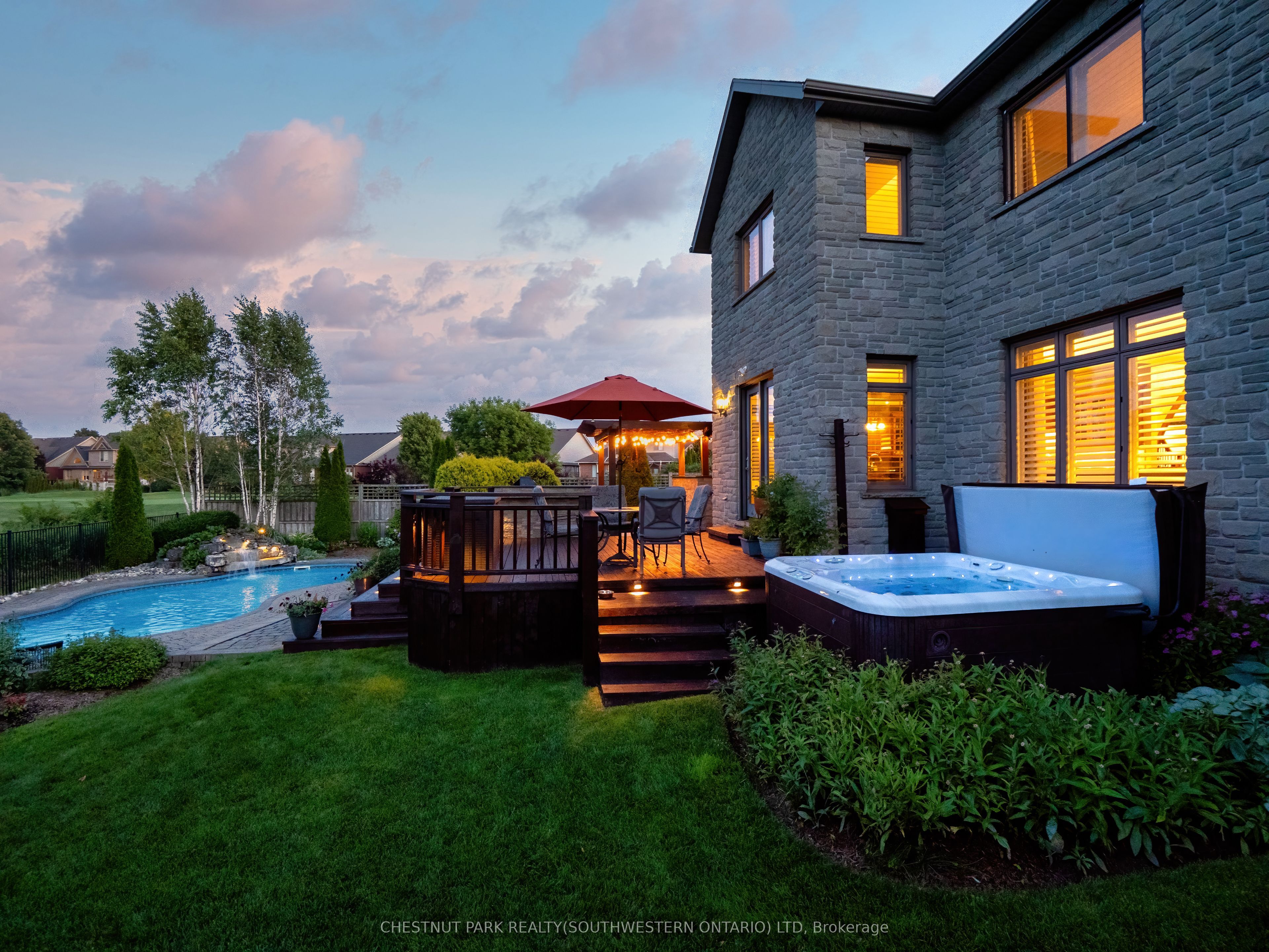 363 Golf Course Road, Woolwich, ON N0B 1N0 photo 2