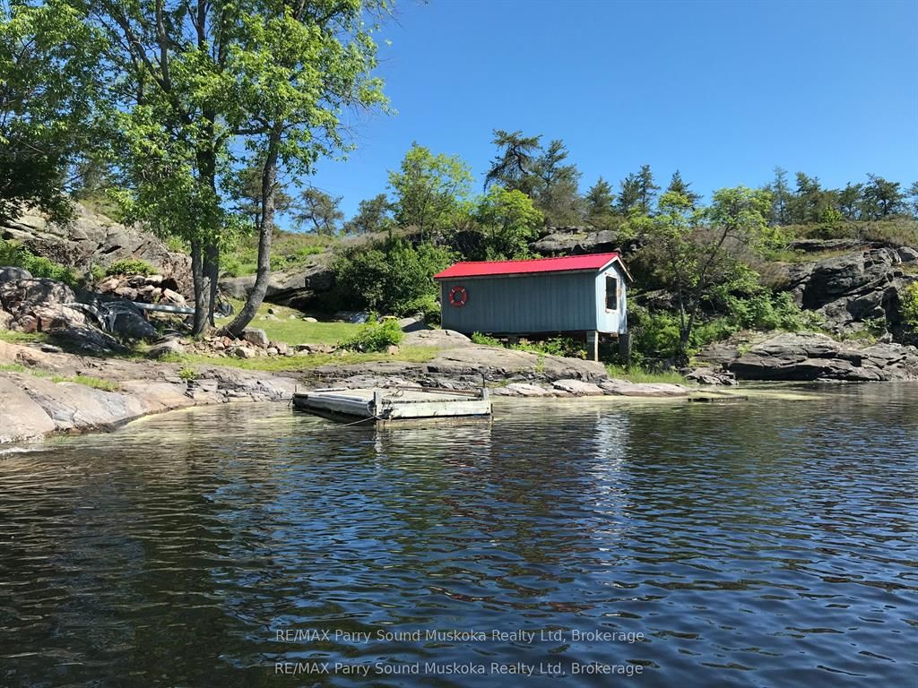 0 Pickerel River, Parry Sound Remote Area, ON P0G 1J0 photo 4