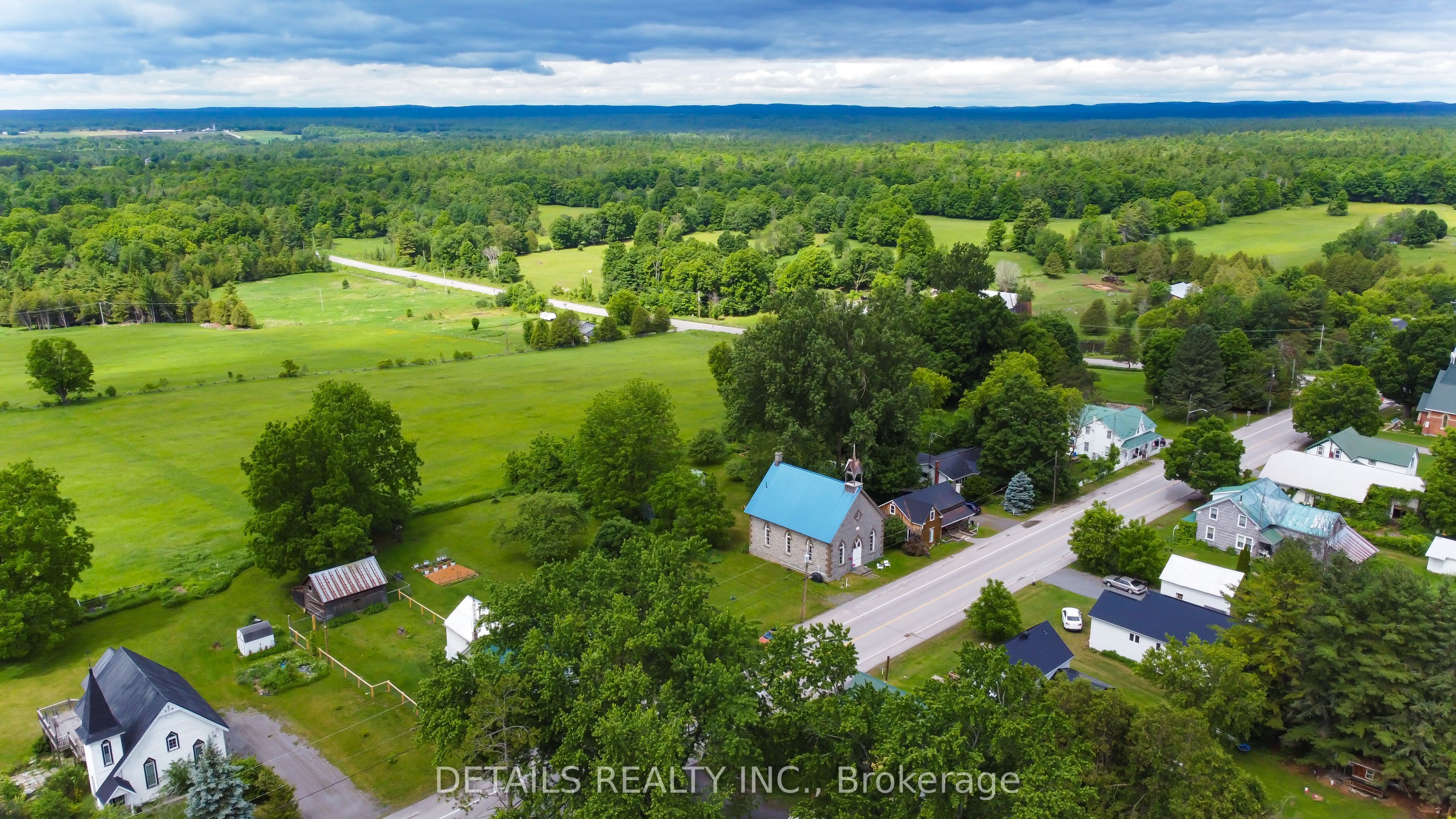 2037 Concession 6C Road, Lanark Highlands, ON K0G 1K0 photo 3